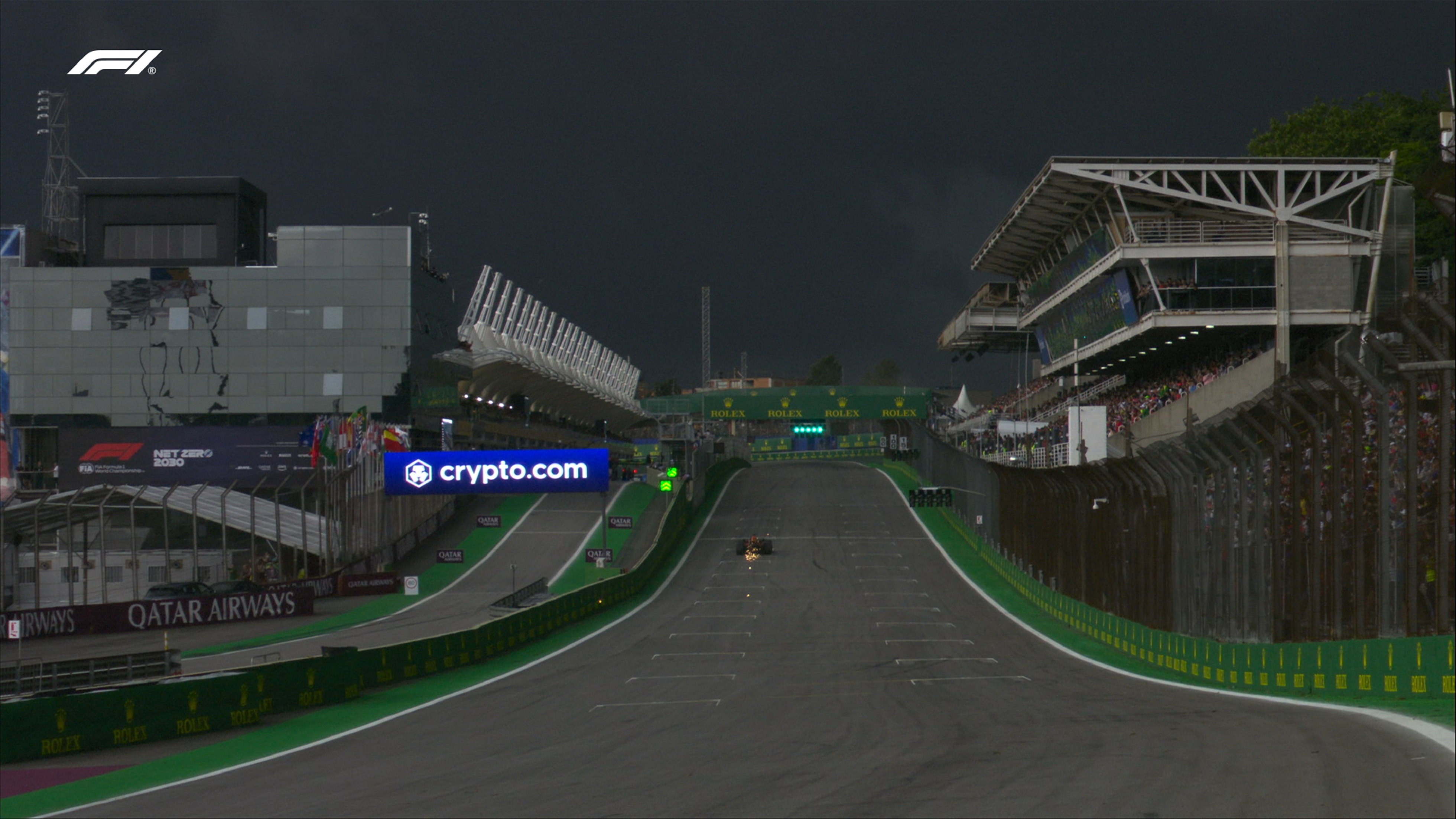 Verstappen s'emporta una pole llampec i els Aston Martin es colen a la segona línia davant l'huracà brasiler