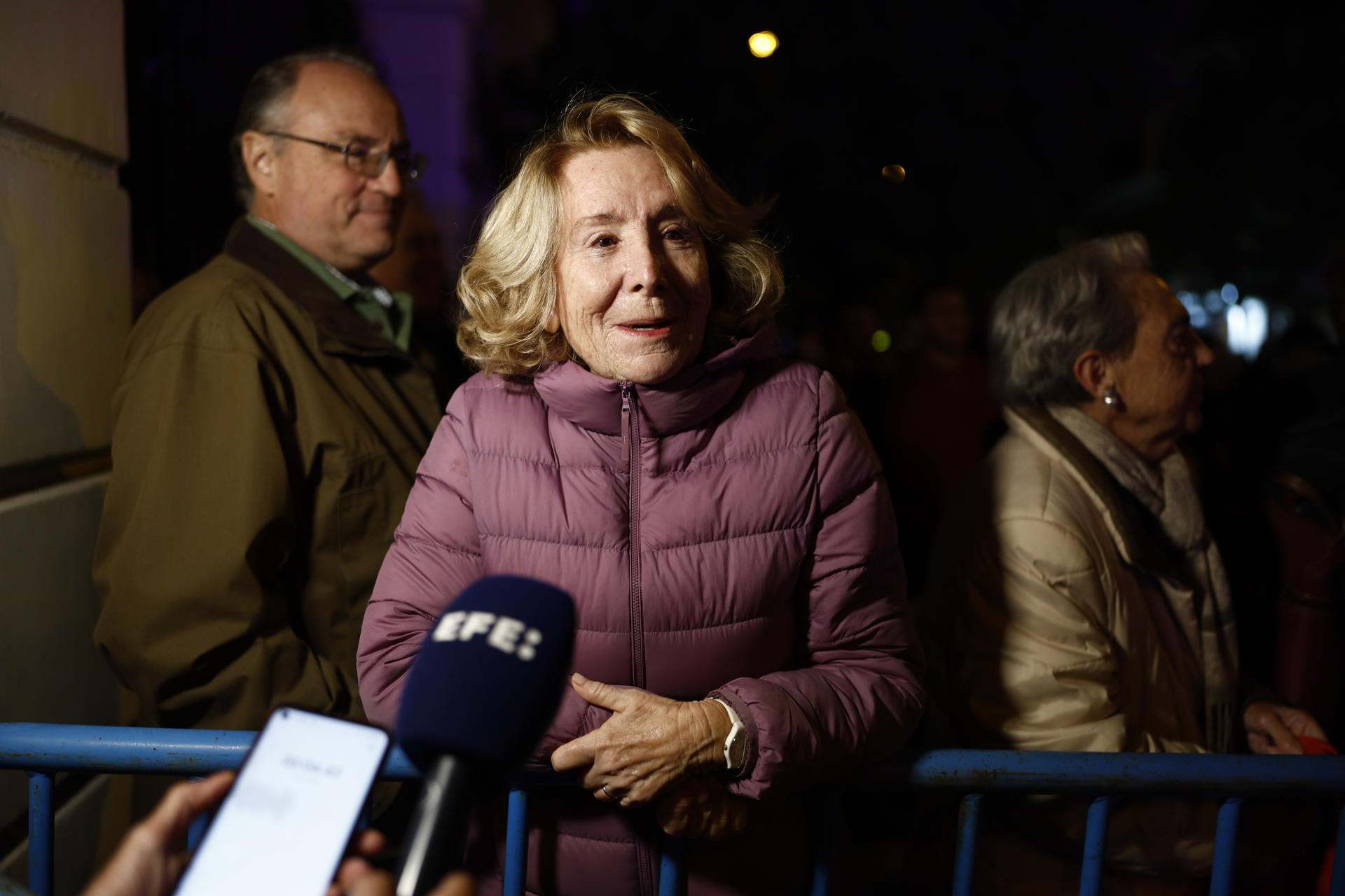 Esperanza Aguirre niega un escarnio en la sede del PSOE, a pesar del vídeo donde llama a cortar la calle