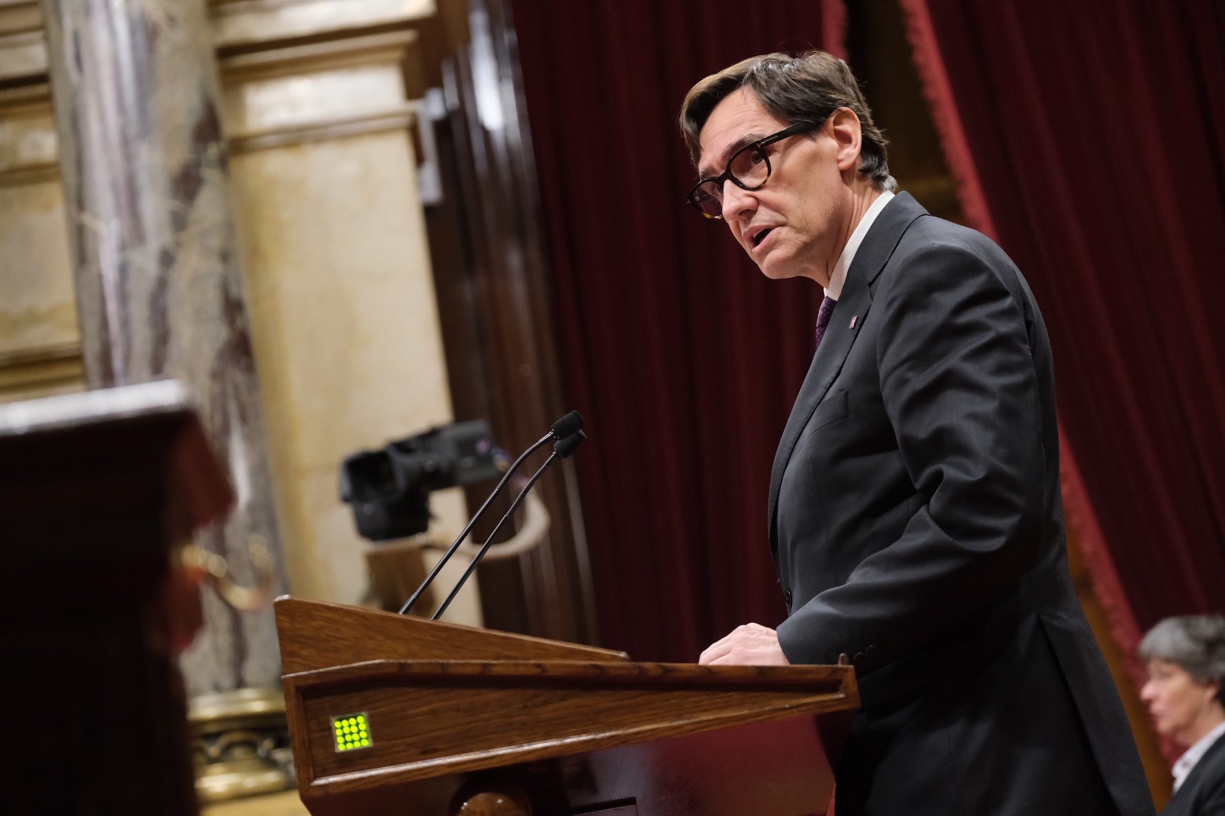 El PSC y Junts reclaman al Govern un cambio de rumbo que devuelva la autoridad a los Mossos