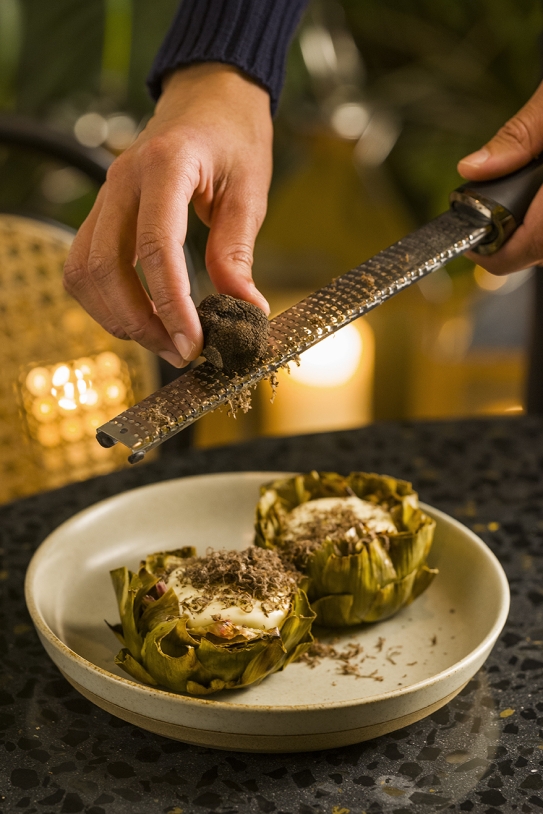 Artichokes from El Prat Oven grilled, comté cheese sauce and black truffle (1) Artichokes from El Prat Oven grilled, comté cheese sauce and black truffle (1)