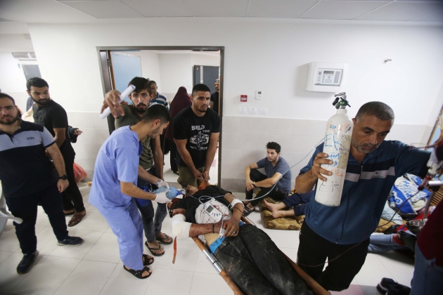 EuropaPress 5552634 trabajadores voluntarios atienden heridos hospital gazati shifa norte EuropaPress 5552634 trabajadores voluntarios atienden heridos hospital gazati shifa norte