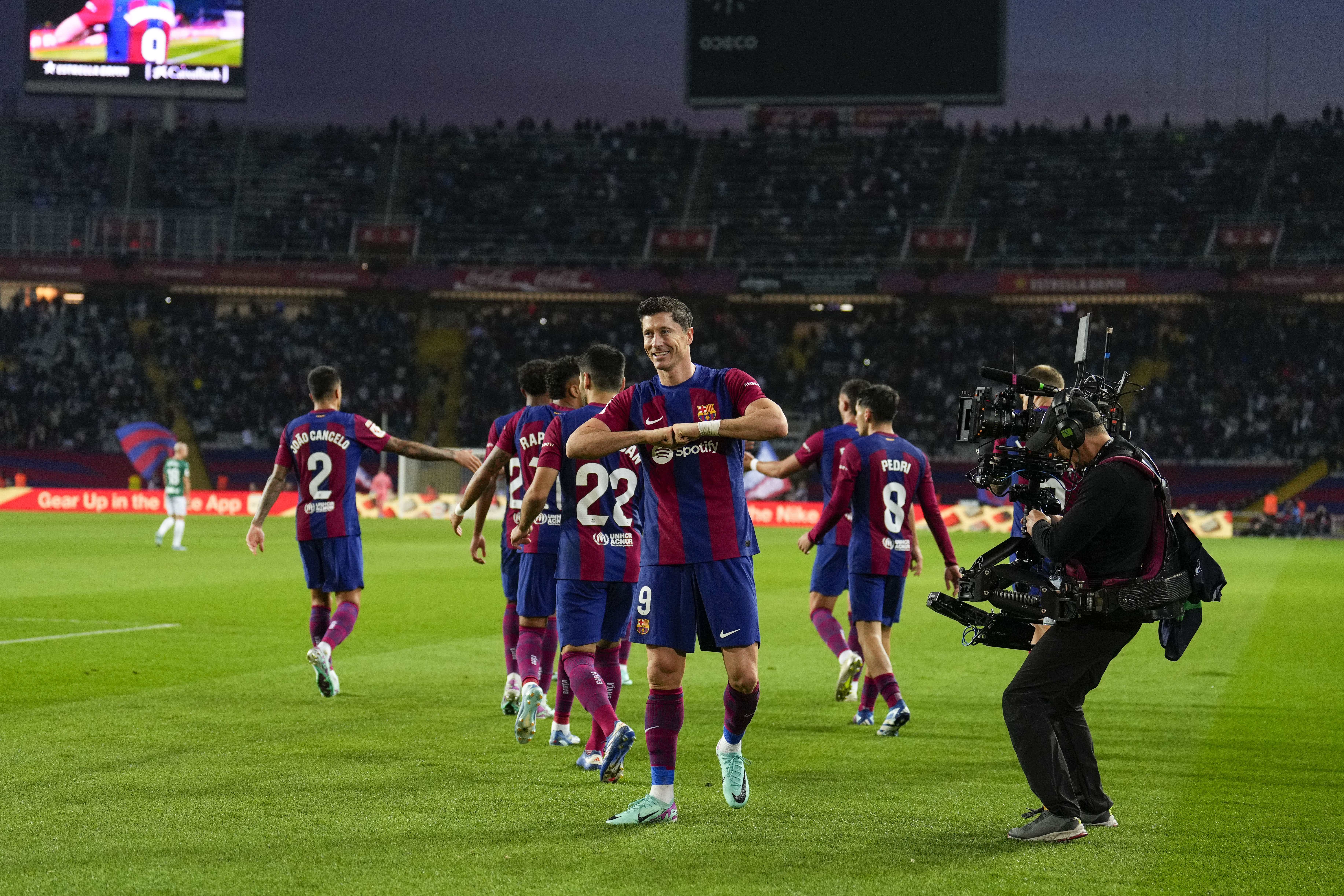 El Fulham, nou-ric de la Premier, prepara milions per trencar la dupla amb Lewandowski al Barça