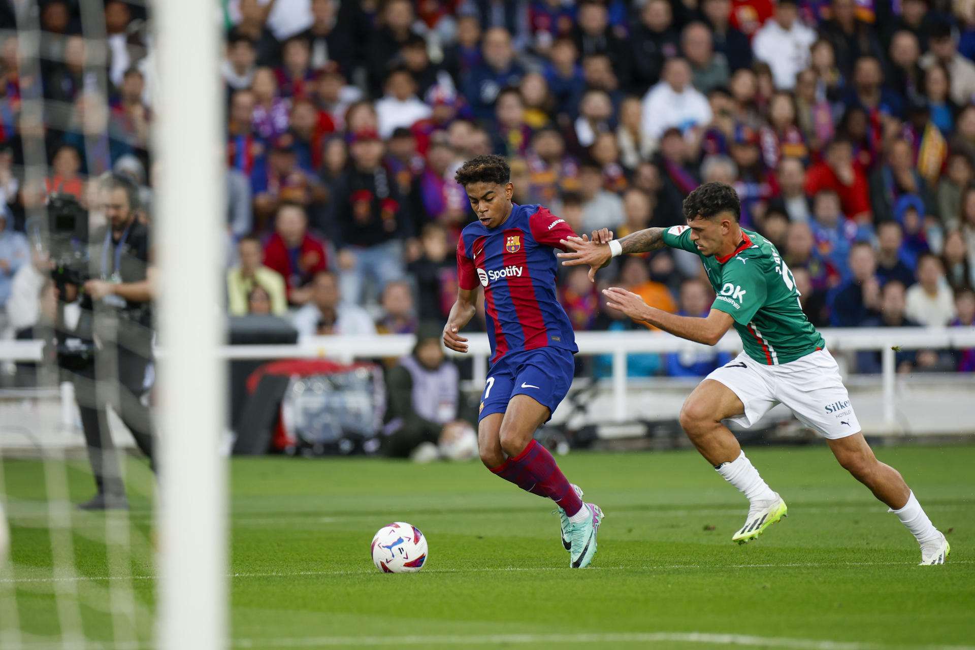 Lamine Yamal, el vestidor del Barça està partit, guerra de guerrilles, no són un equip