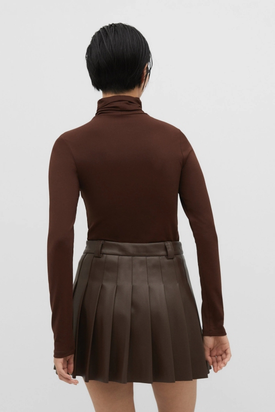 Falda de Stradivarius Falda de Stradivarius
