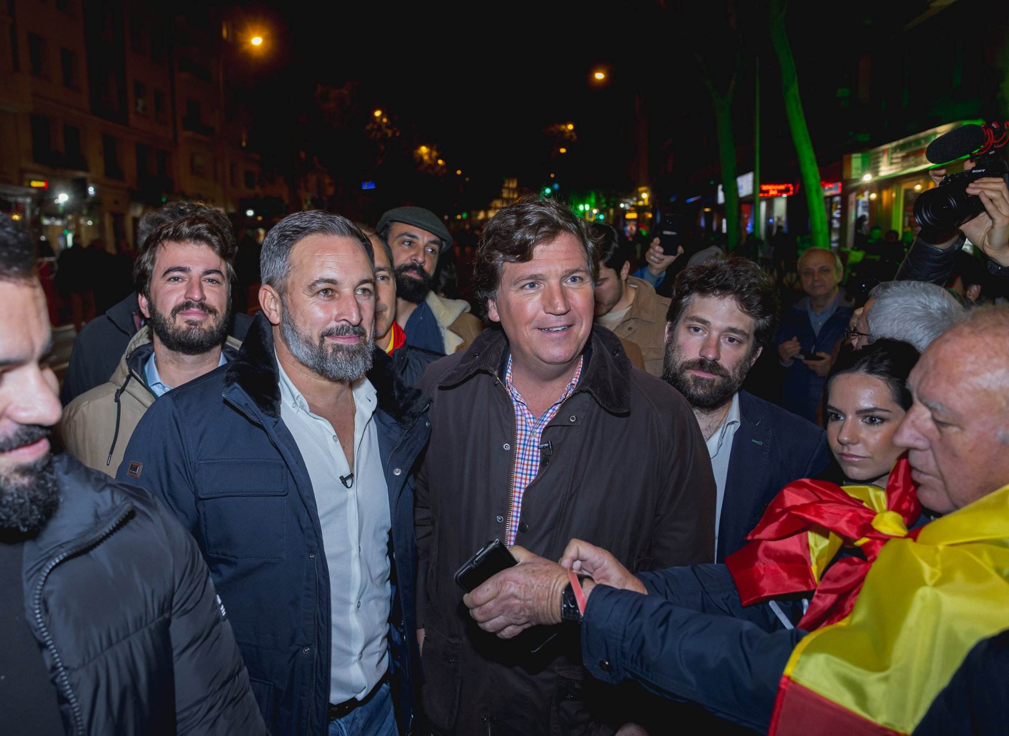 Who is Tucker Carlson and what might his close ties to Spain's Vox mean?