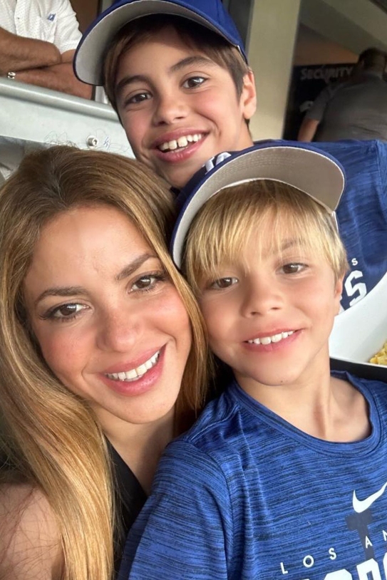 shakira 1690410000 3155710264746166567 217867189 shakira 1690410000 3155710264746166567 217867189