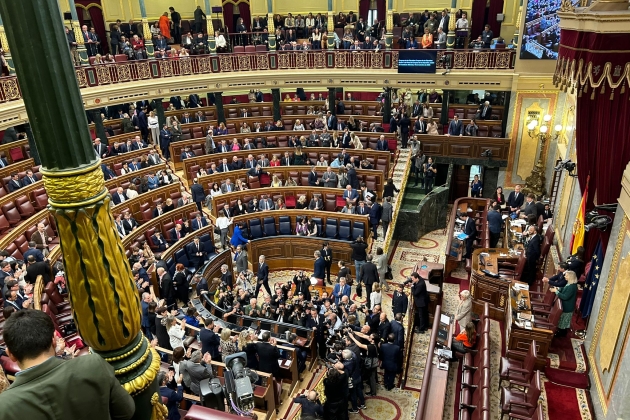 entrada pedro sánchez hemiciclo investidura abel decano entrada pedro sánchez hemiciclo investidura abel decano