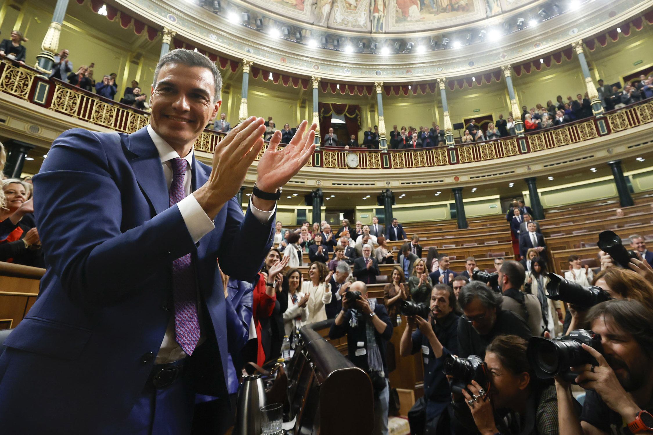 Pedro Sánchez arrenca una legislatura marcada per Waterloo