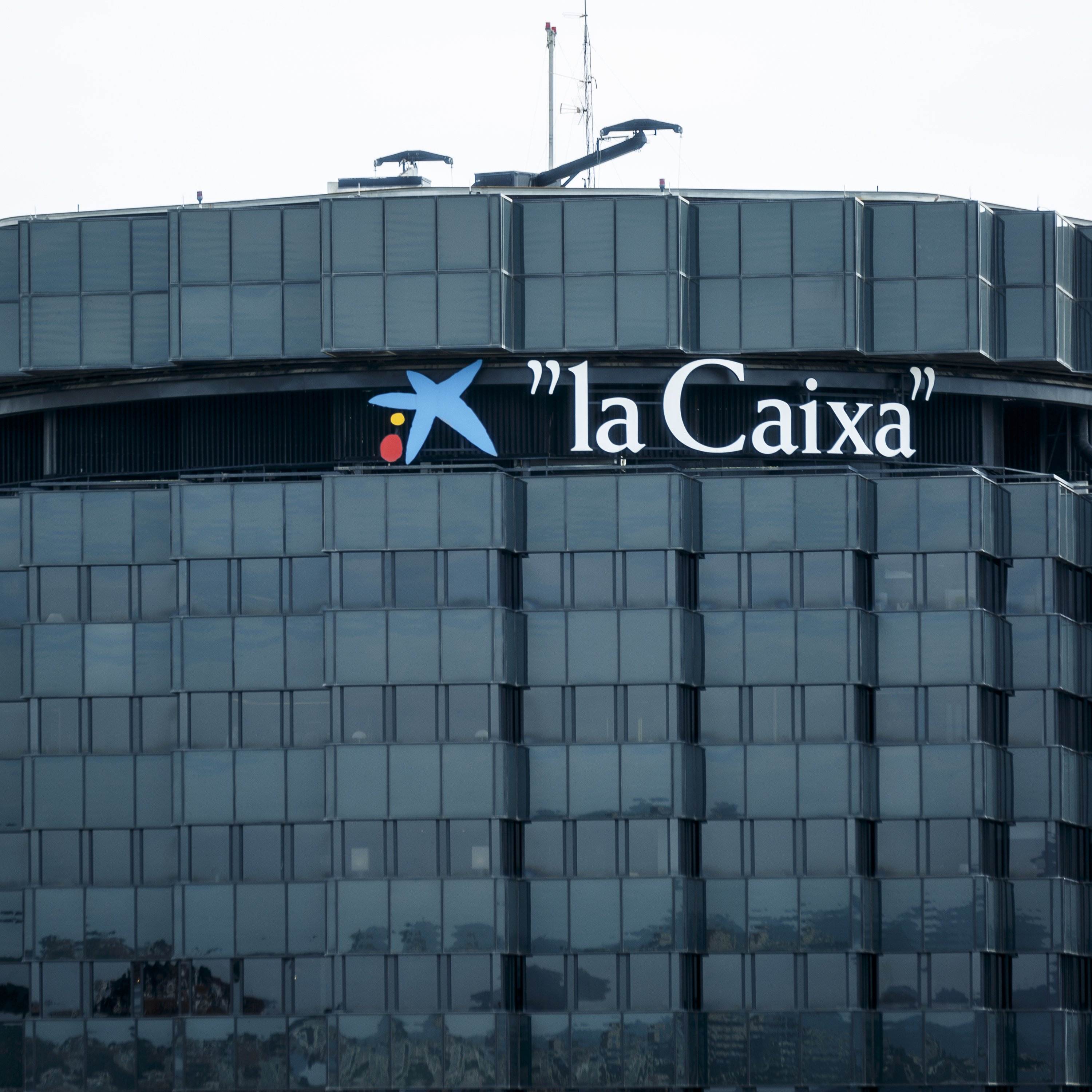 CaixaBank se dispara en bolsa después de deshacerse del ladrillo y anima el sector