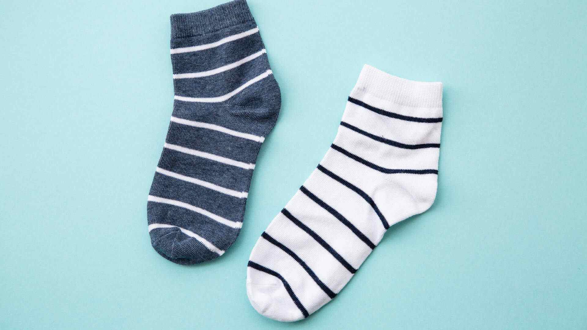 5 maneras creativas de reciclar tus calcetines rotos o gastados