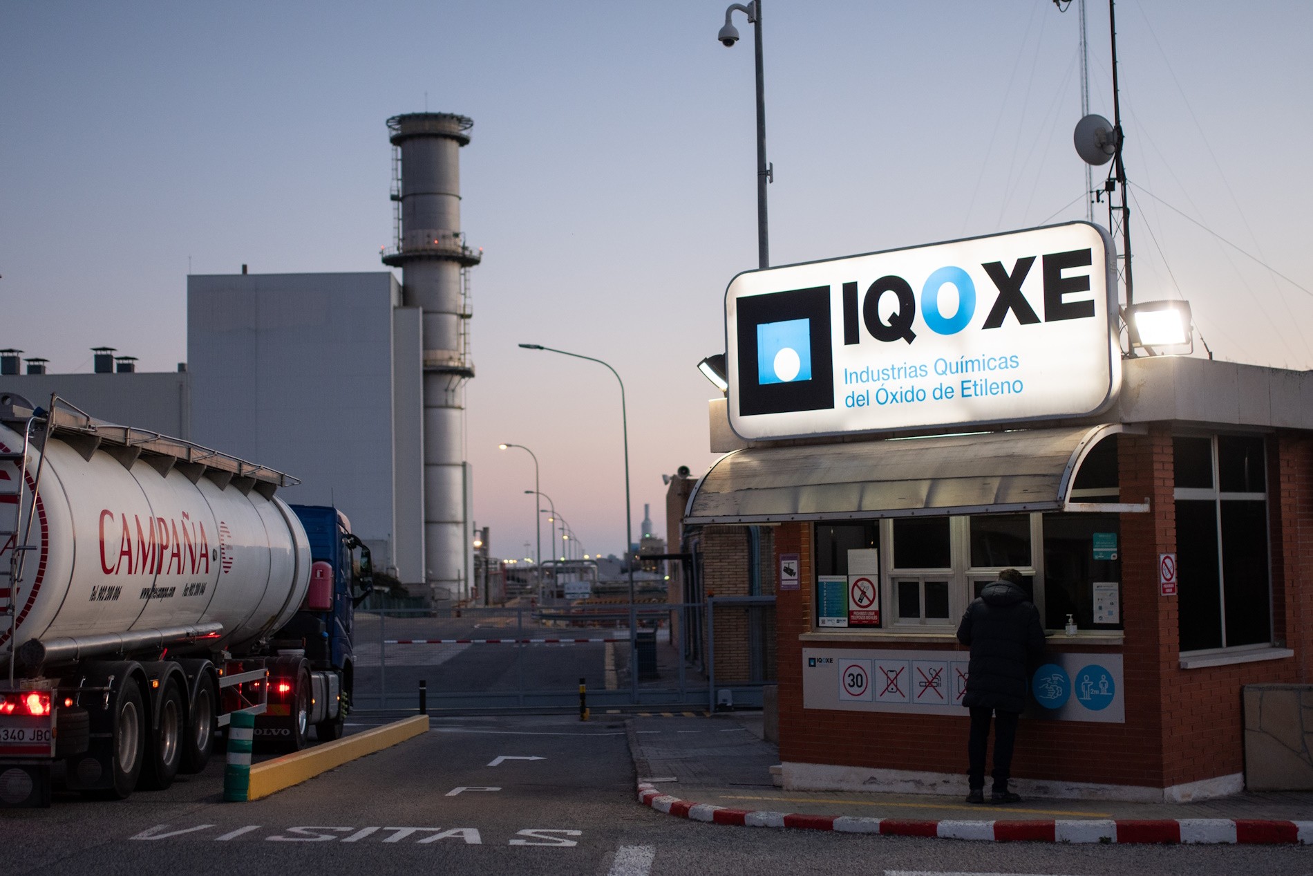 La Agència Catalana de l'Aigua confirma que no hay constancia de que Iqoxe vertiera contaminantes al mar