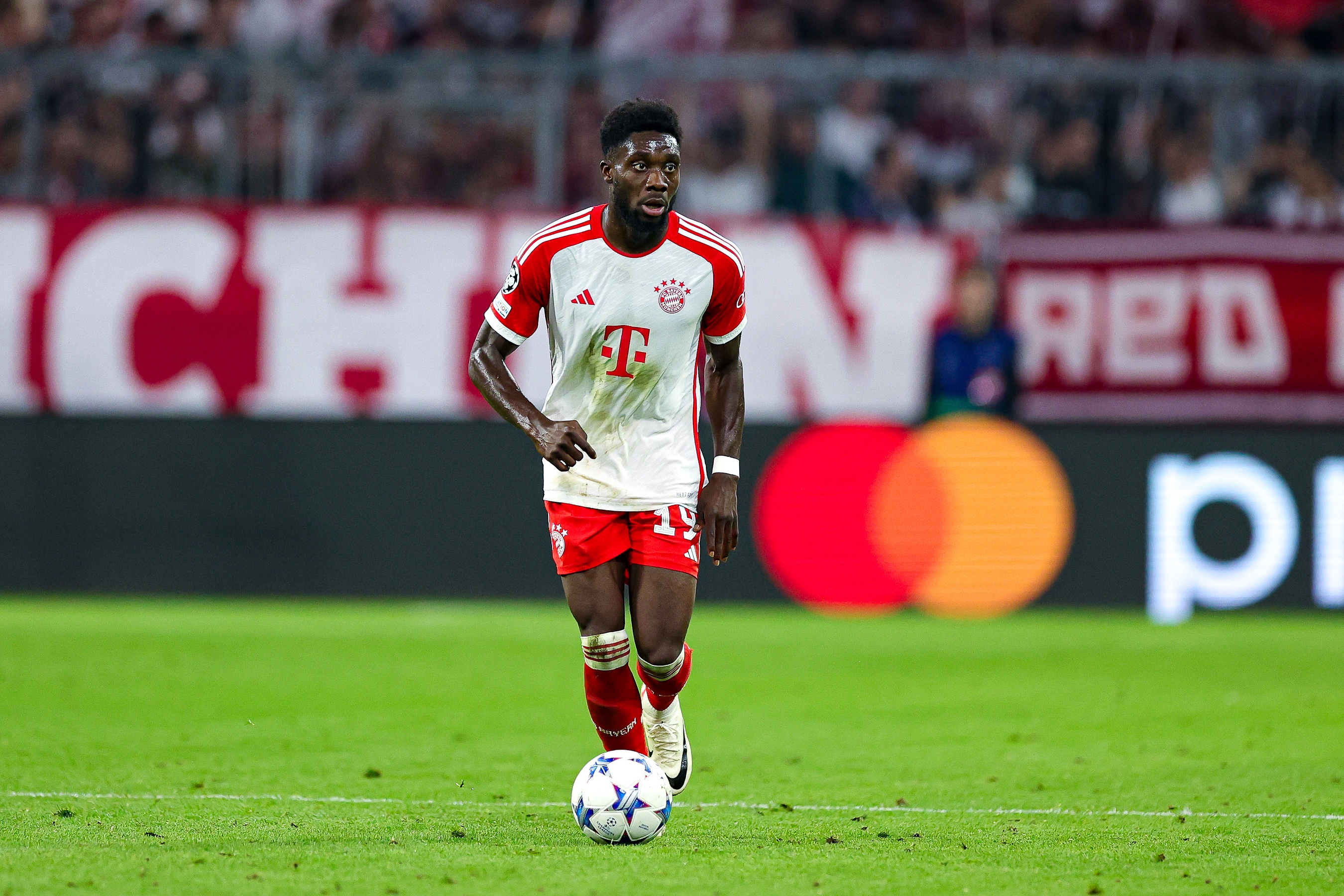 Ultimátum del Bayern de Múnich a Alphonso Davies… por el Real Madrid