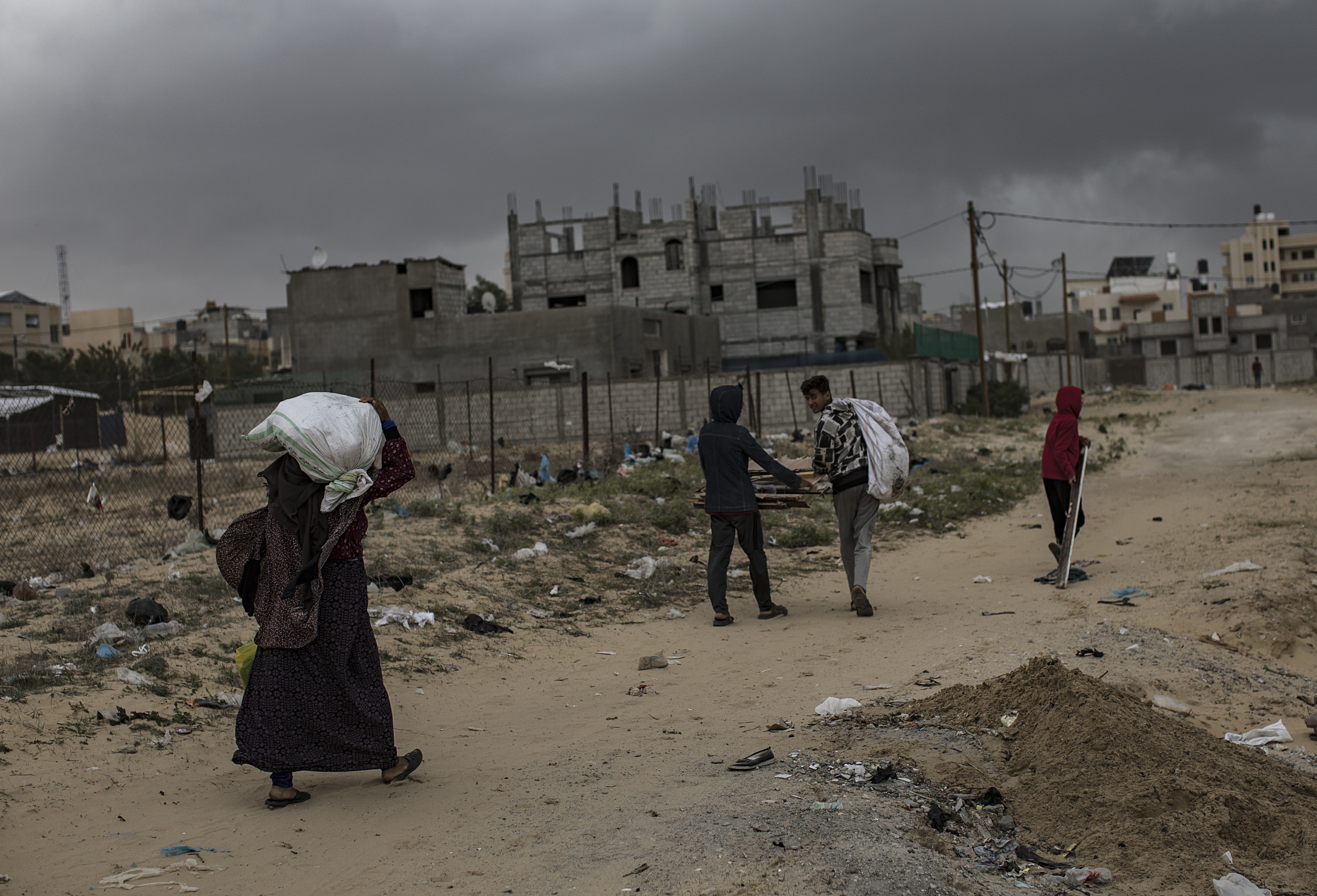 Israel "expandeix" la seva operació a Gaza, segons diu l'exèrcit