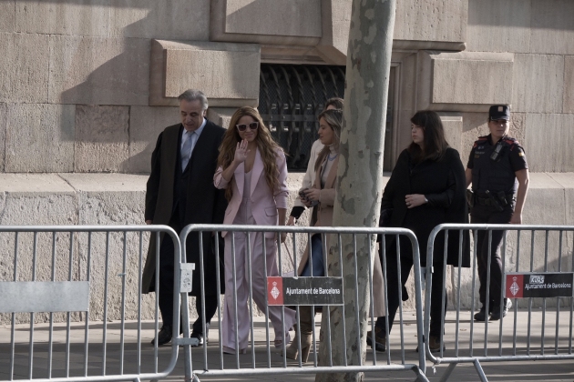 Shakira Audiència Barcelona advocats foto carlos baglietto Shakira Audiència Barcelona advocats foto carlos baglietto