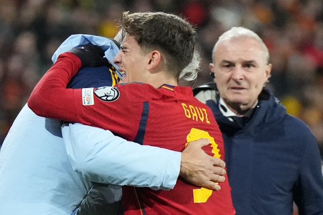 Pablo Gavi se retira llorando del partido ante Georgia / Foto: @teledeporte Pablo Gavi se retira llorando del partido ante Georgia / Foto: @teledeporte