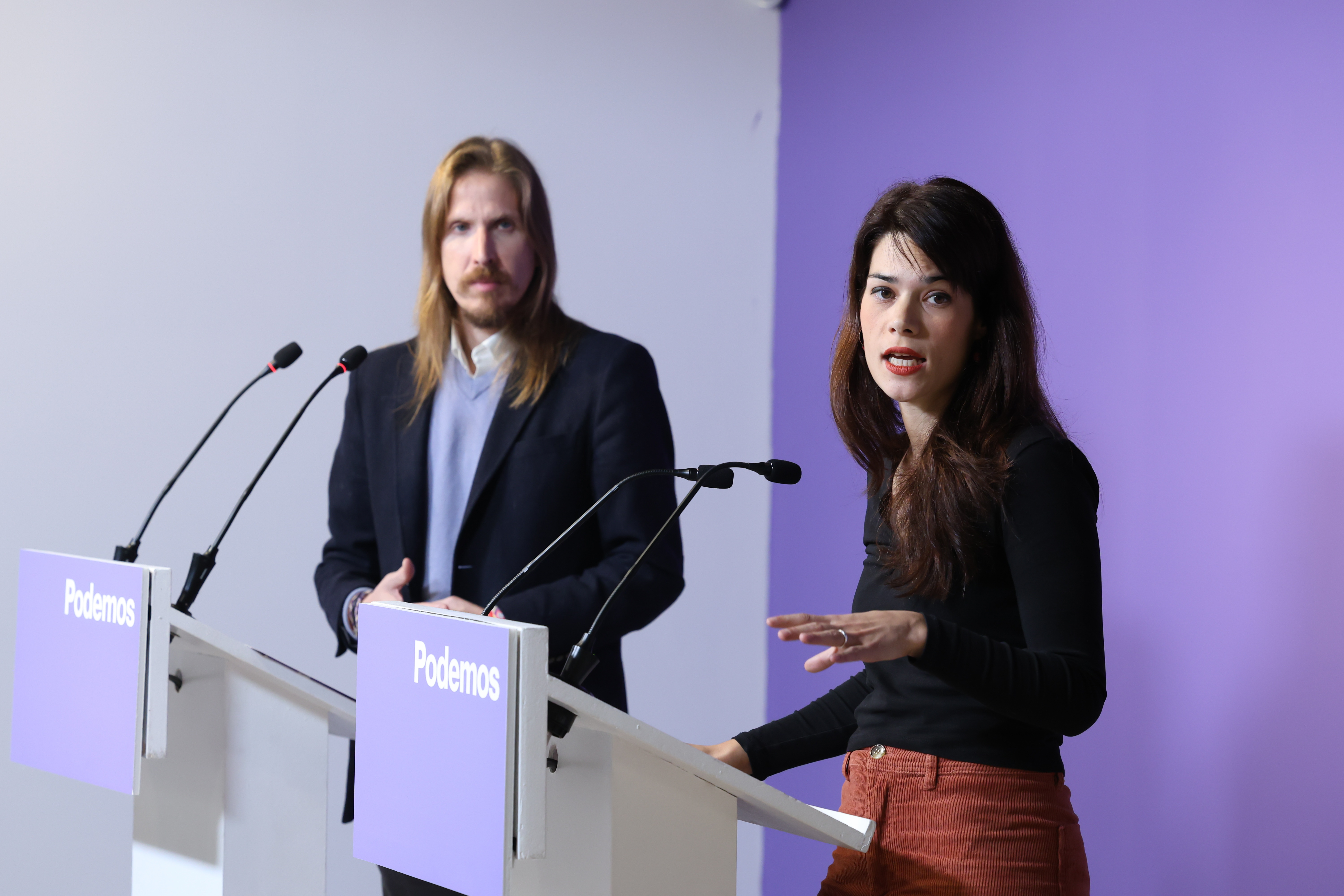 Podemos culpa a Díaz de la expulsión de los morados del Gobierno: "Es colaboradora necesaria"