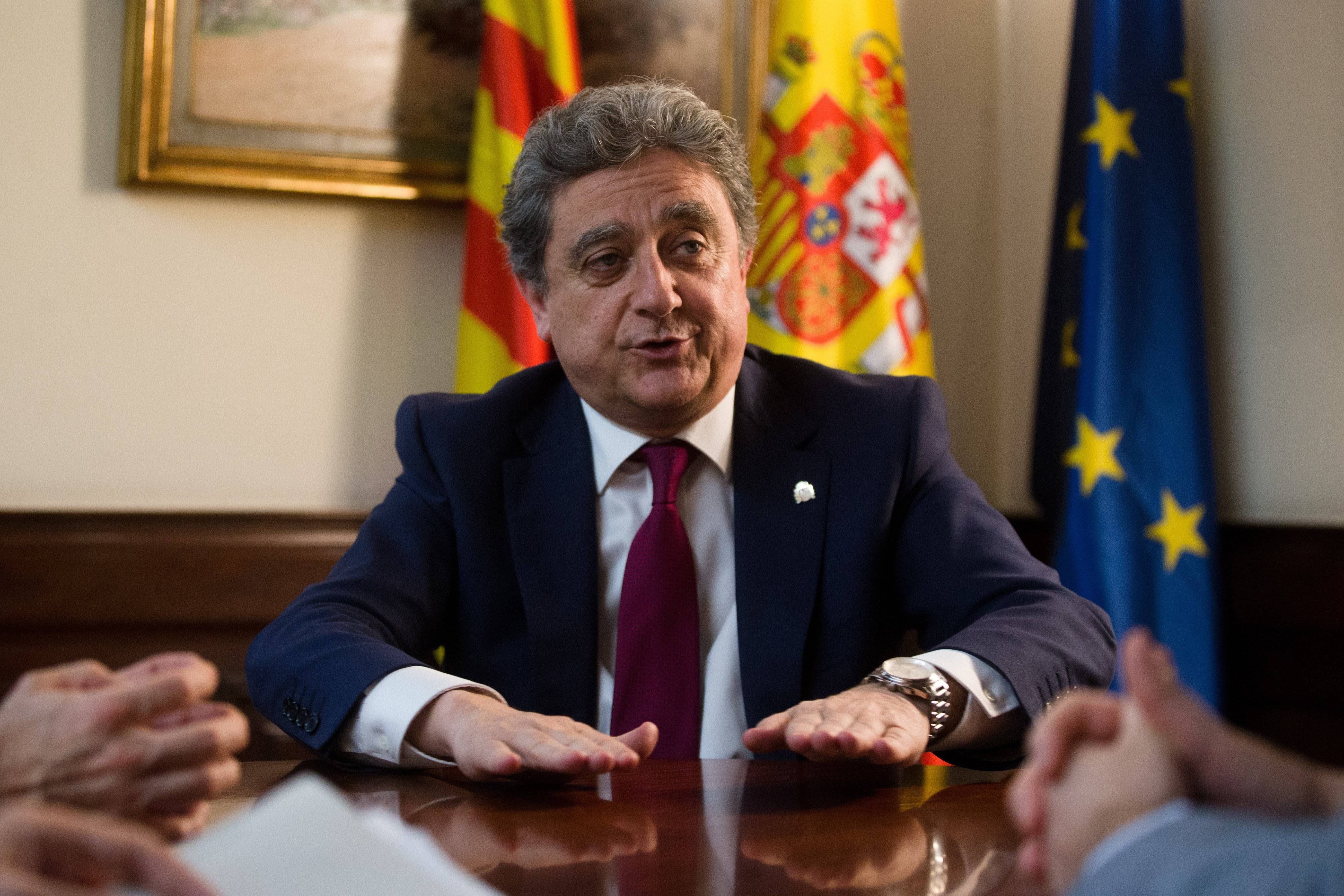 El rey Felipe agradece los servicios prestados a Millo en su cese