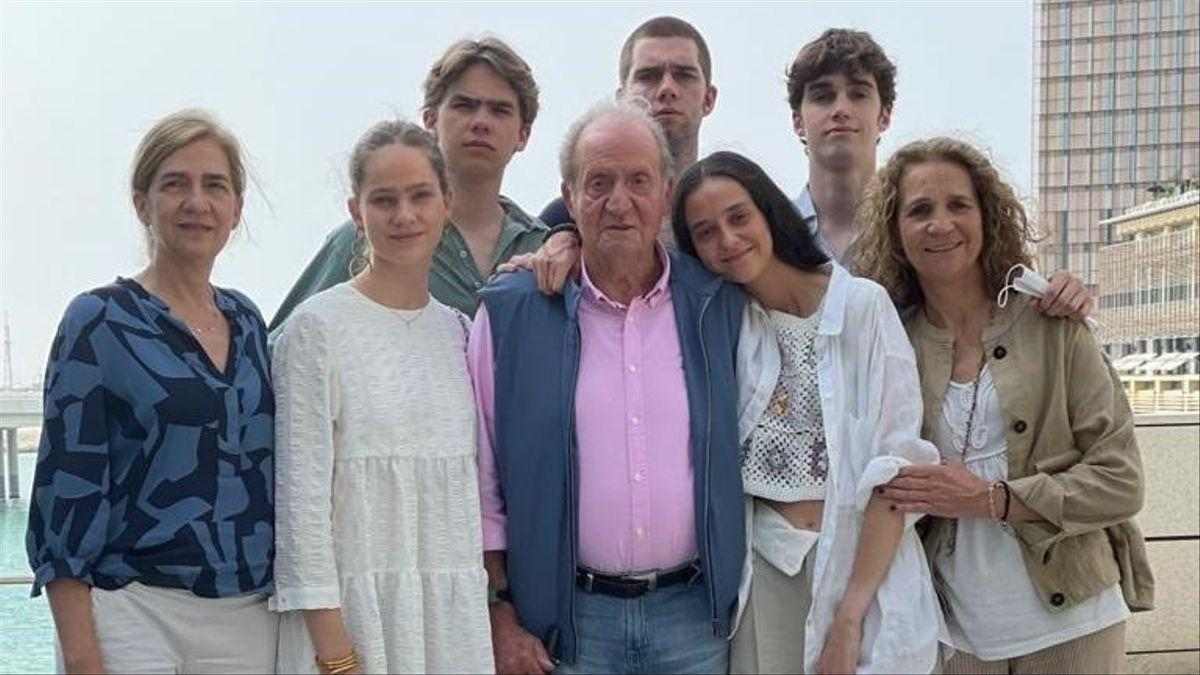 Joan Carles I amb els seus nets Joan Carles I amb els seus nets