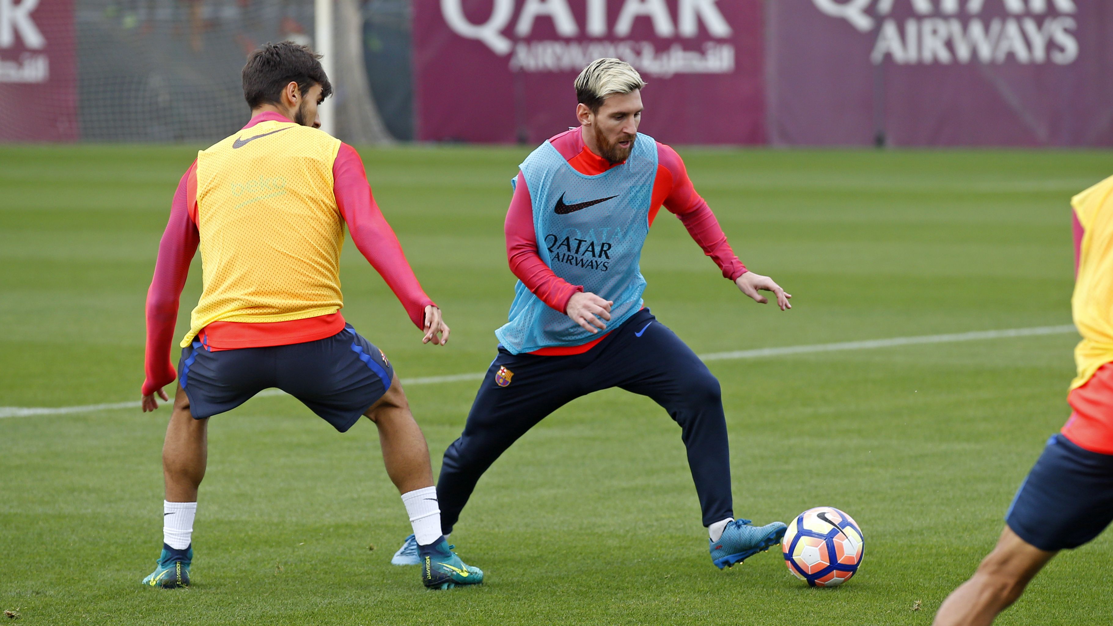 Leo Messi entrenament André Gomes FCB