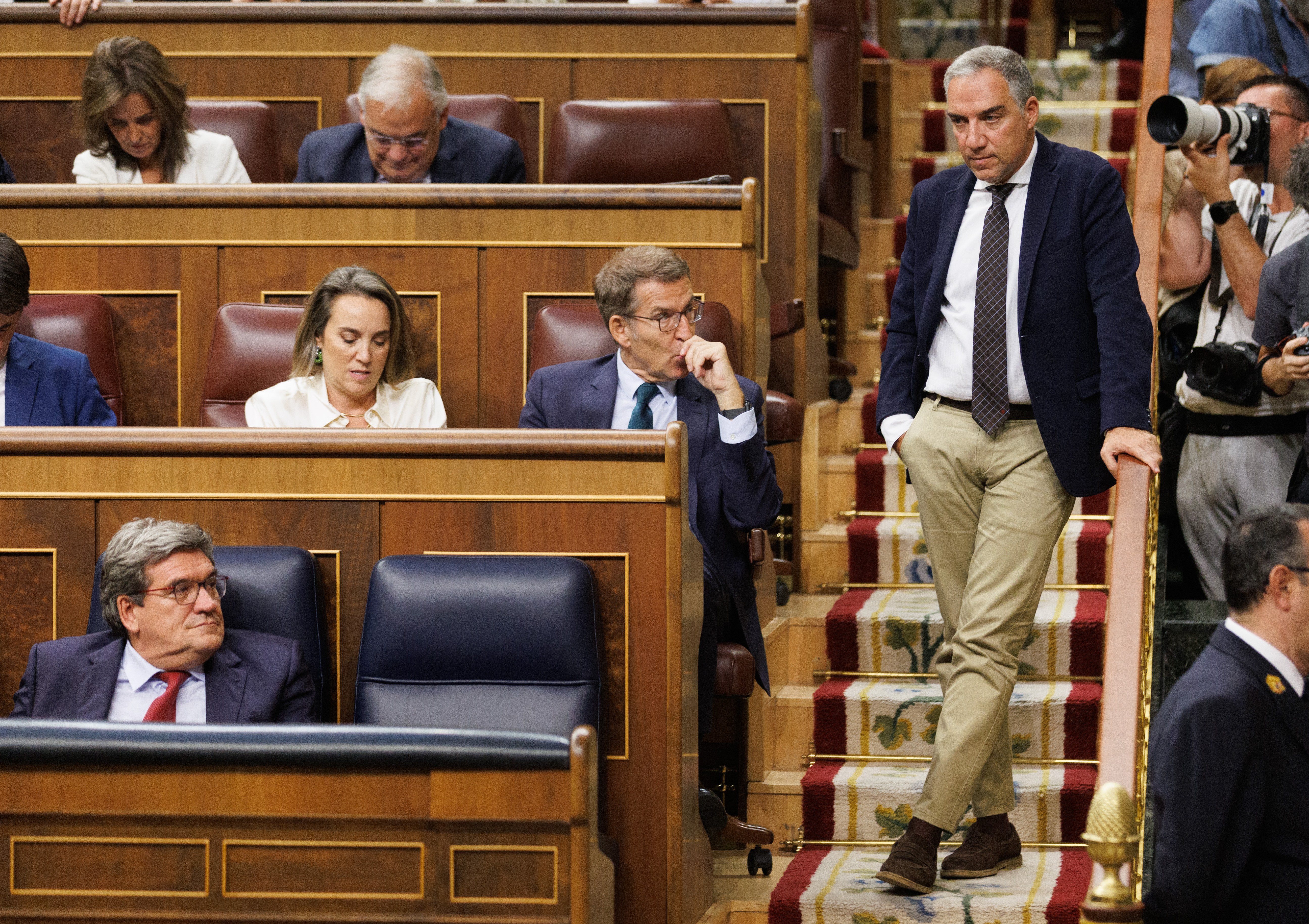 Grietas en la cúpula del PP: Bendodo incómodo por el rumbo del partido