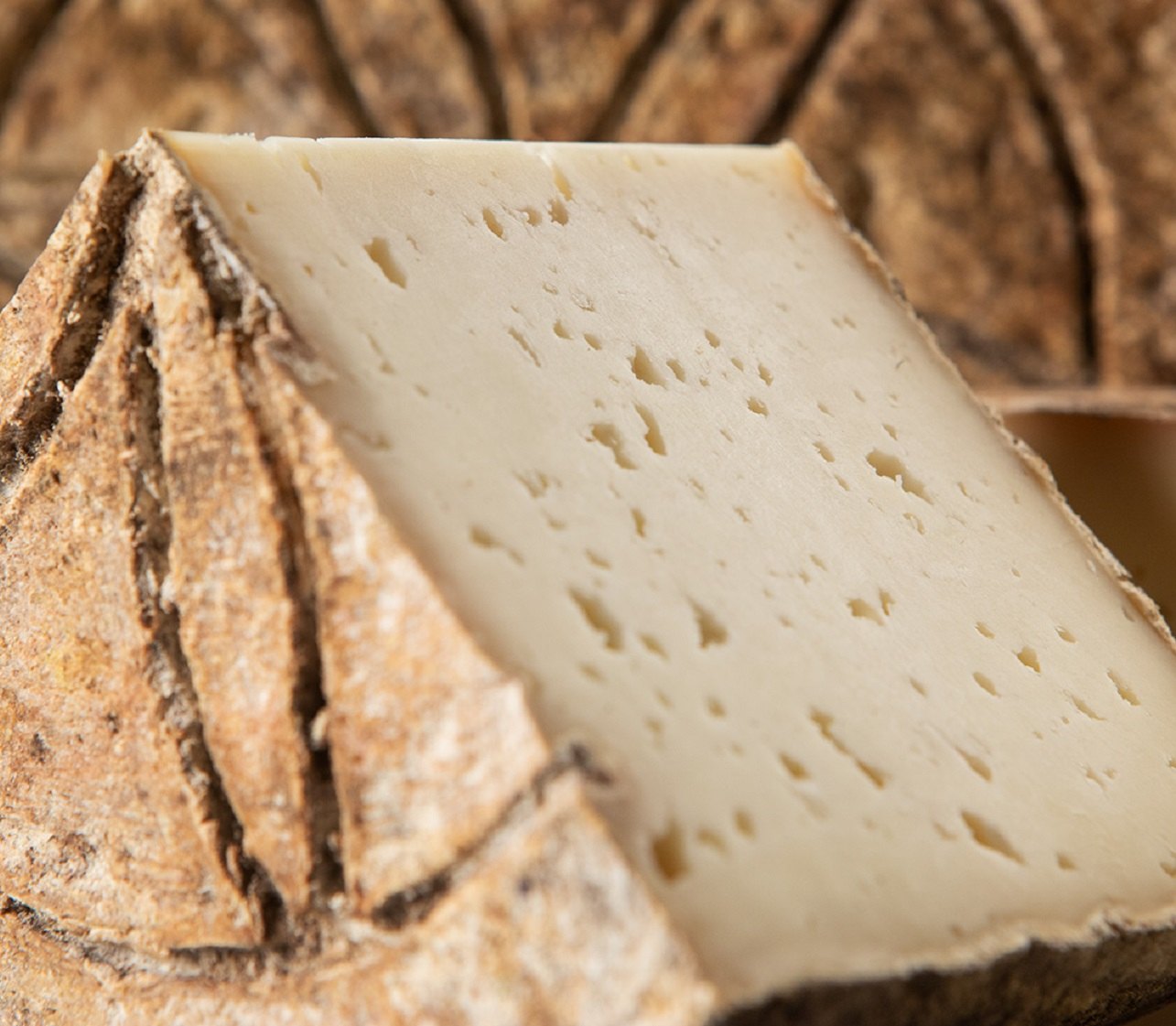 El queso con más colores de Catalunya y el más adecuado para maridar con una cerveza