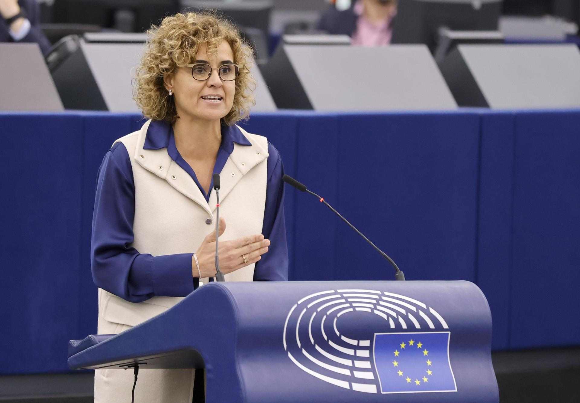 Anti-Catalan immersion MEP Dolors Montserrat admits that EU has no competence in education systems