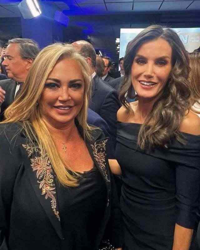 Letizia con belén esteban Letizia con belén esteban