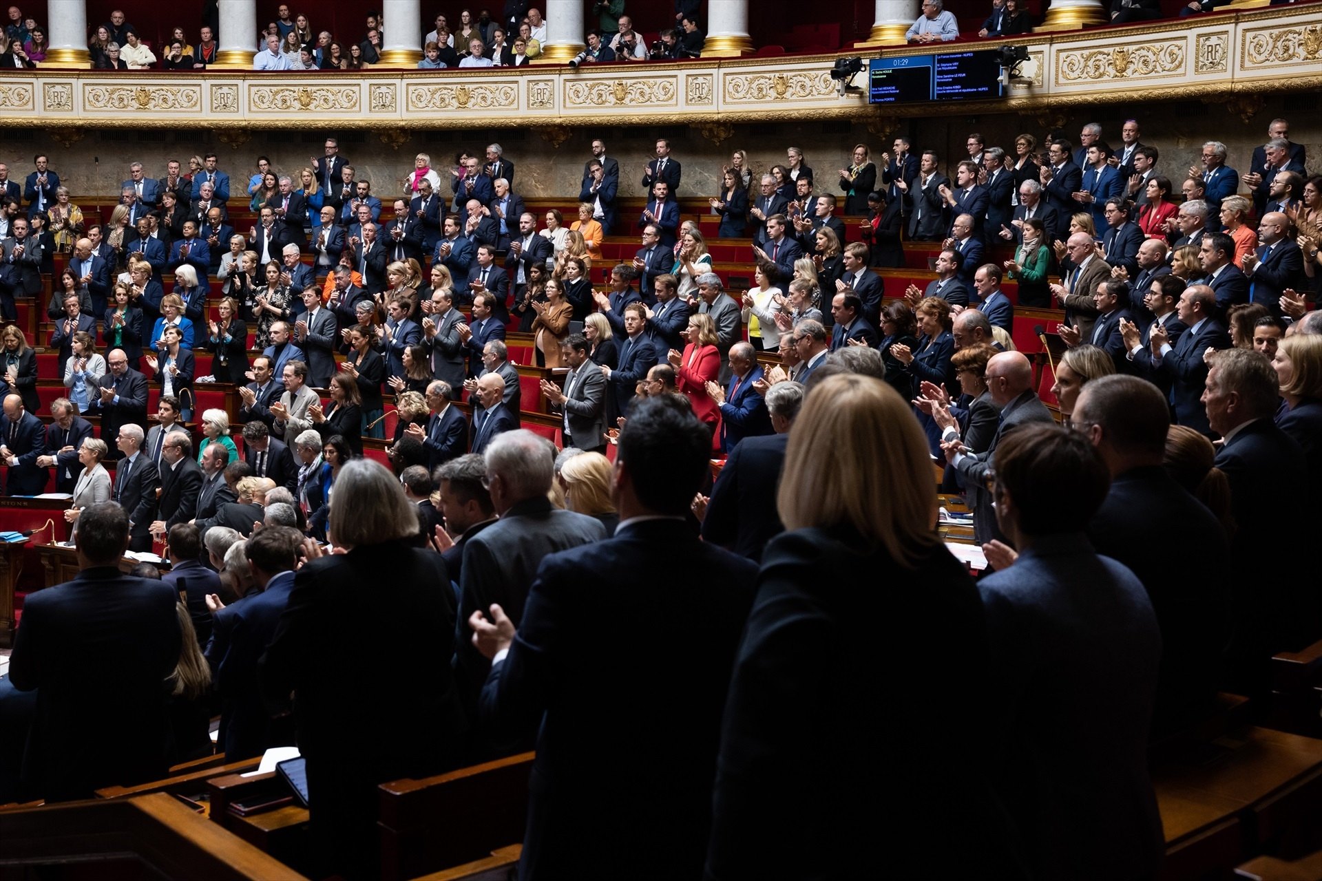 Una diputada francesa rompe el silencio en la Asamblea Nacional: "Hay noches en que circula droga"