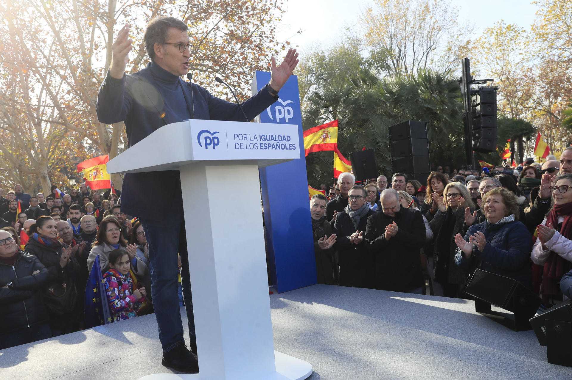 Alberto Núñez Feijóo al acto del PP contra la amnistía en el templo de debod / efe Alberto Núñez Feijóo al acto del PP contra la amnistía en el templo de debod / efe