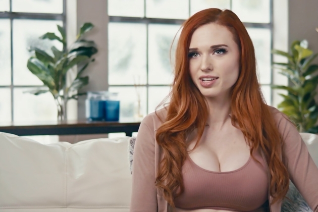 Amouranth Amouranth