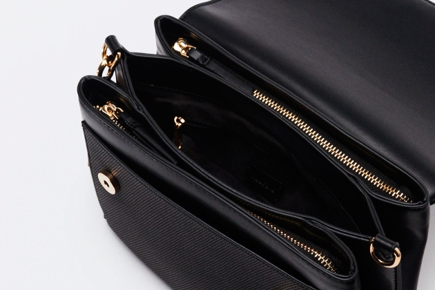 Bolso bandolera con solapa1