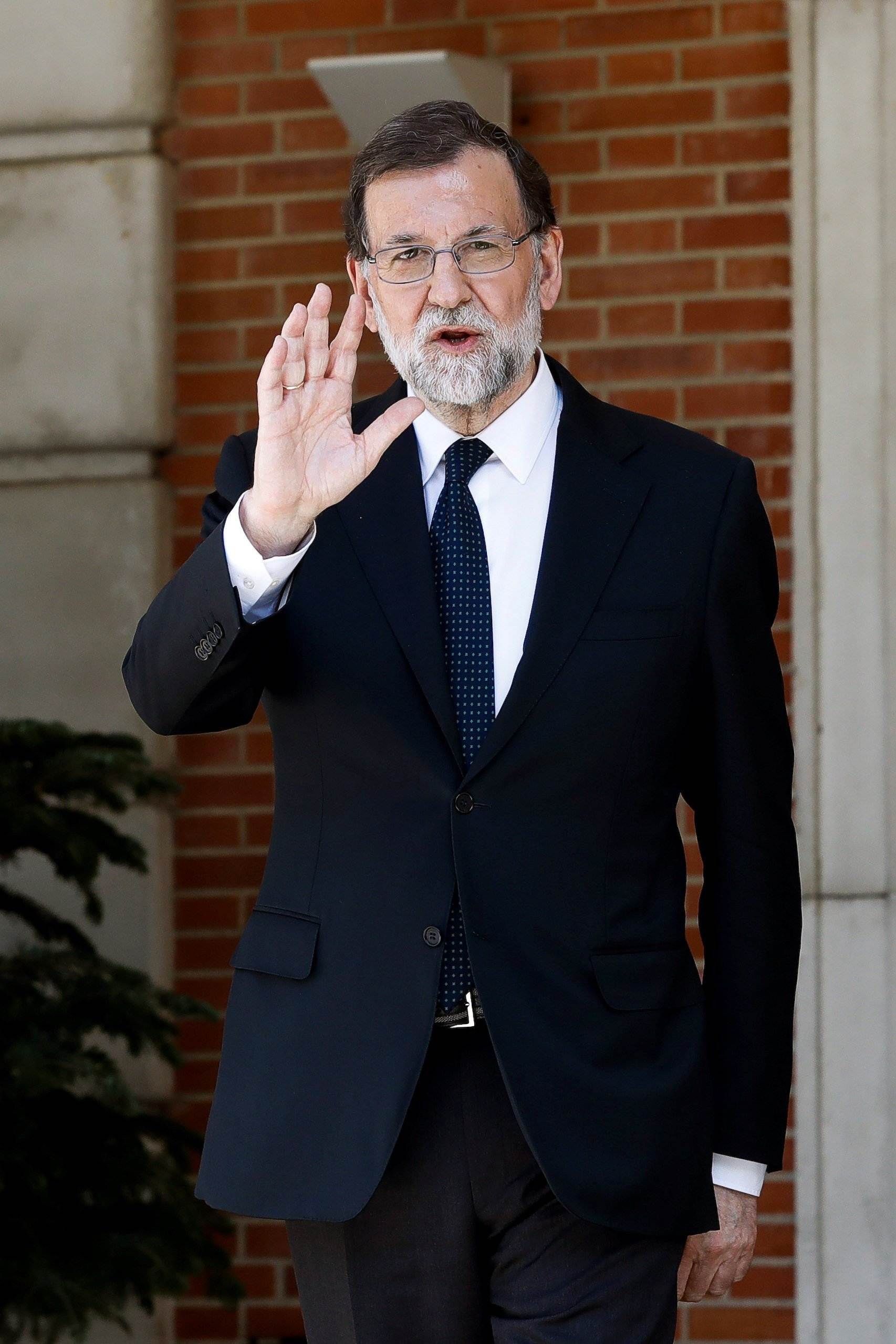 Rajoy insta Rivera a "abandonar l'ansietat" perquè s'aixequi el 155