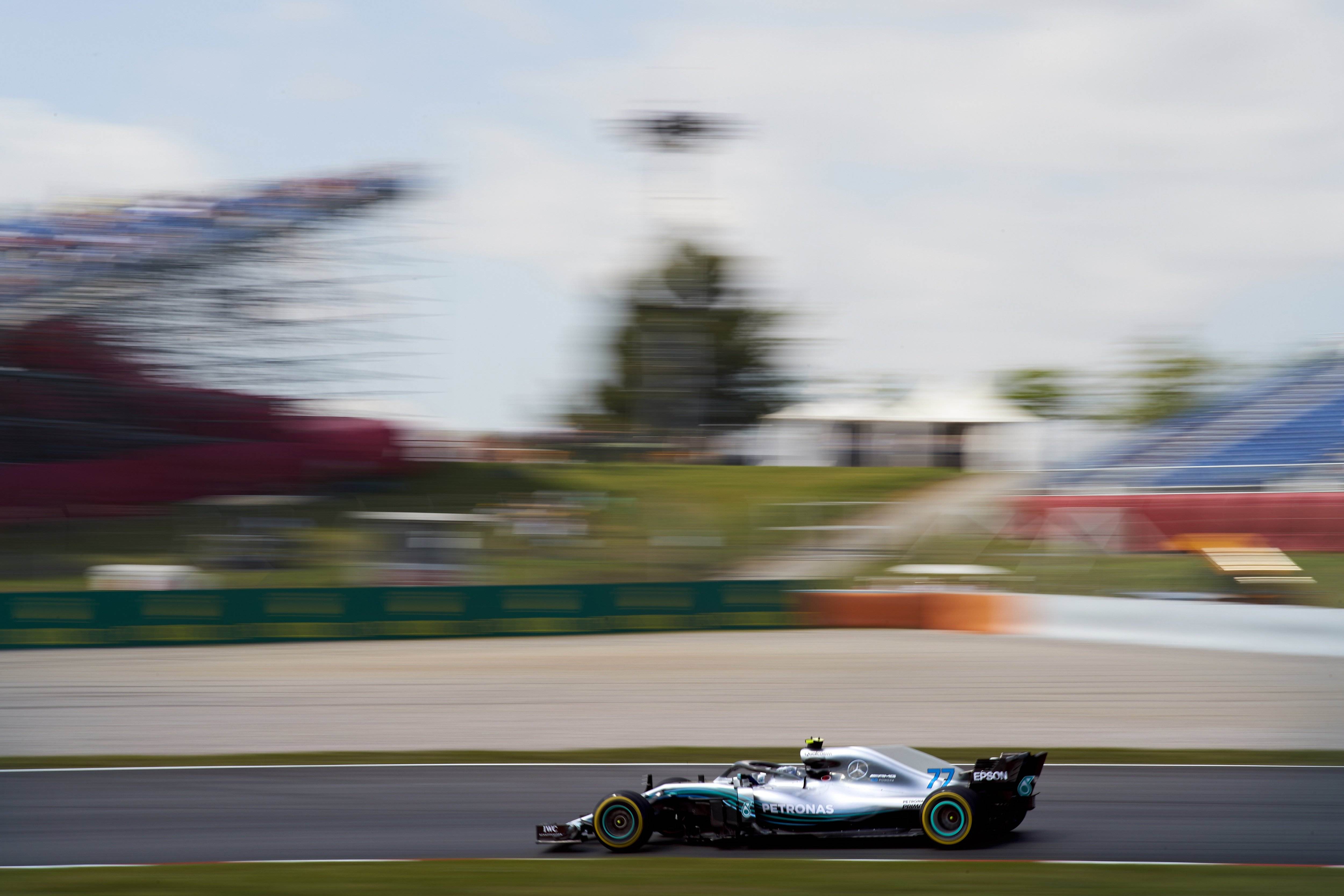 Los Mercedes controlan a los Ferrari en el Circuito de Catalunya