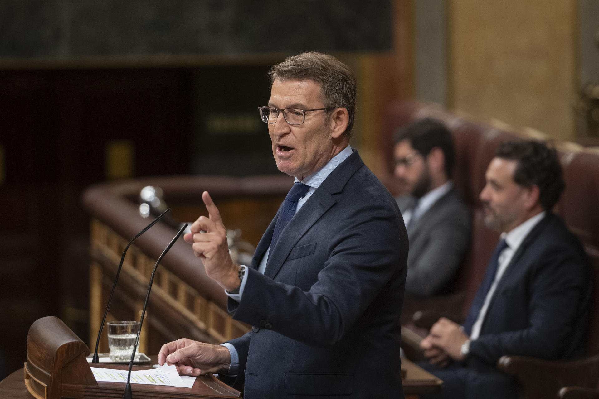 Spanish MPs make comparisons to Tejero and Mussolini in mud-slinging debate on amnesty bill