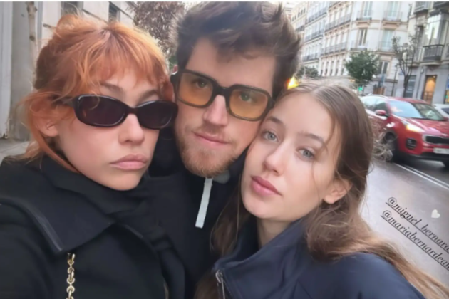 Greta Fernandez, Miguel Bernardeau i la seva germana / Instagram