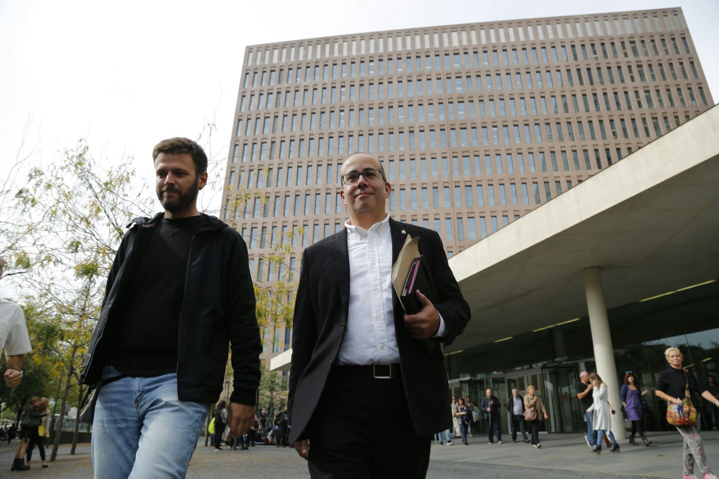 Els regidors de Badalona preveuen anar a declarar avui pel 12-O