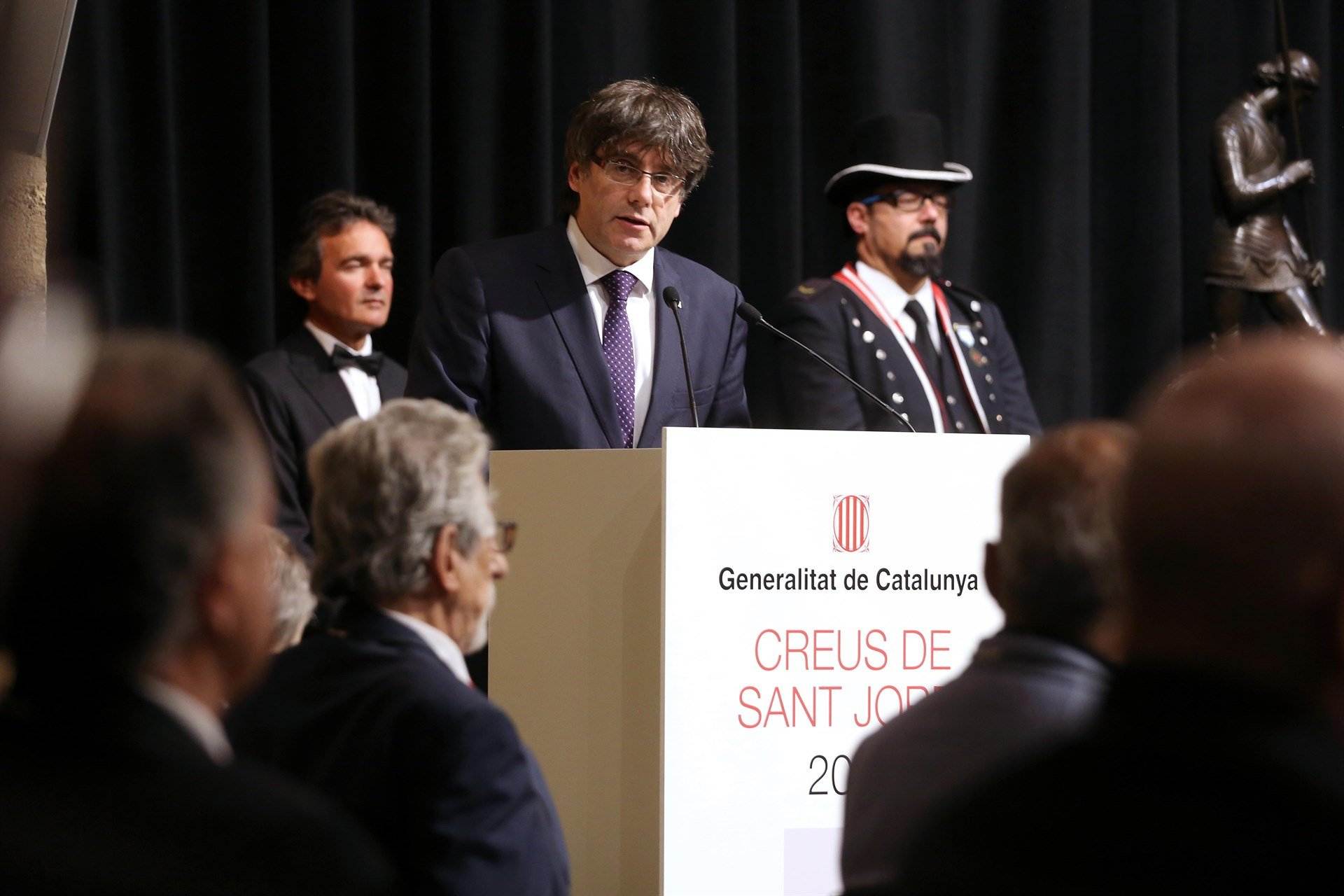 El Govern a l'exili proposa una llista de Creus de Sant Jordi 2018