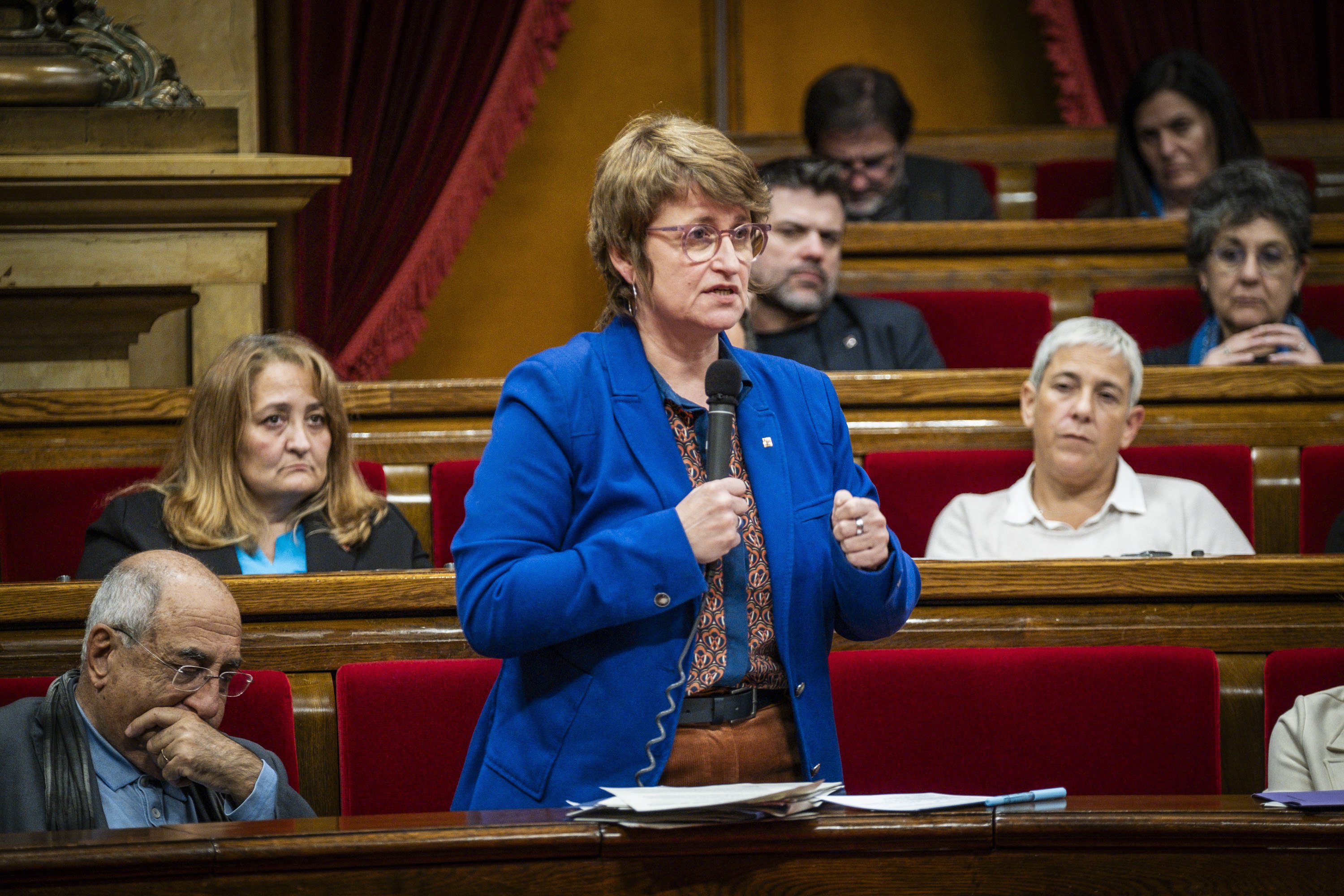 El Govern deixarà en mans de cada centre la prohibició de l'ús del mòbil als instituts