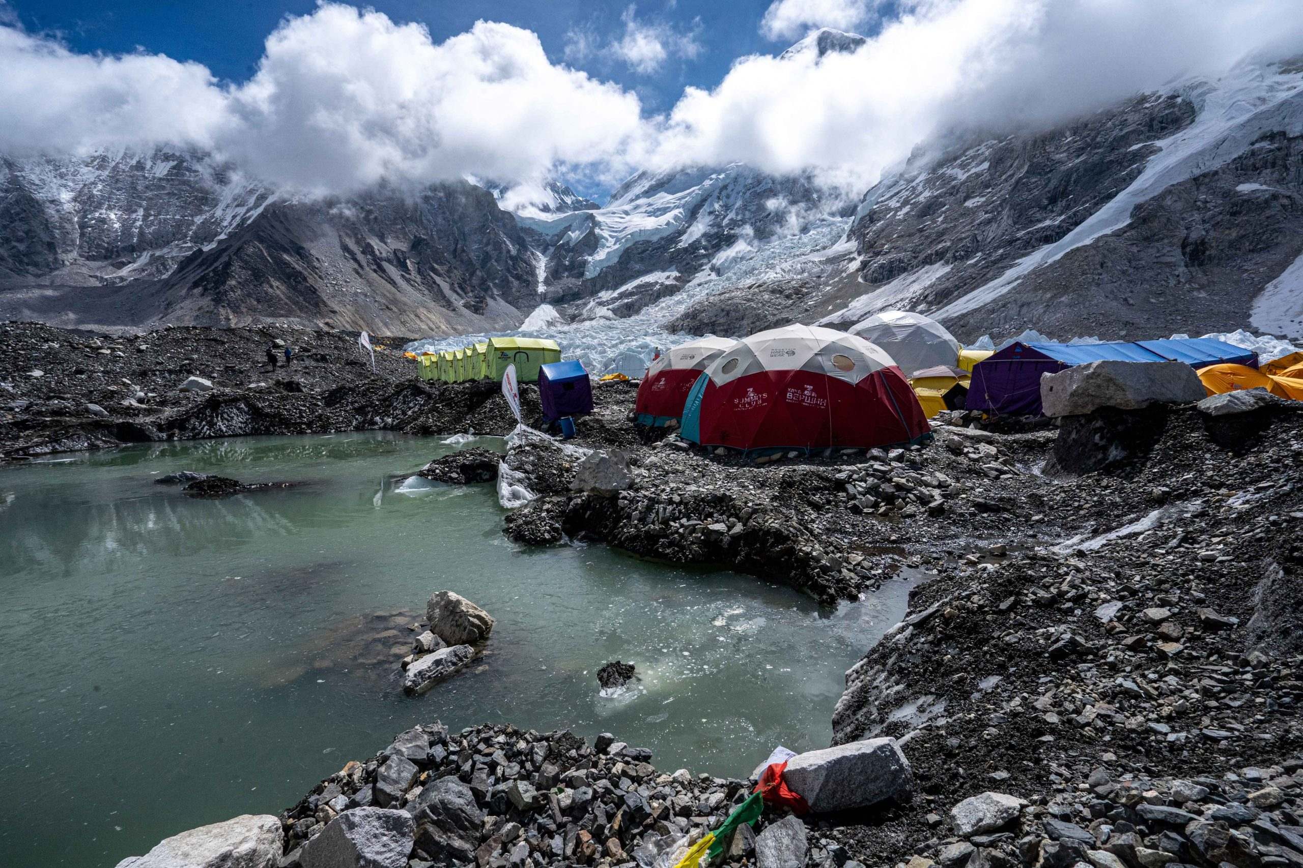 Alumnos de Elisava diseñan cuatro soluciones para ayudar a hacer del Everest Base Camp un lugar sostenible