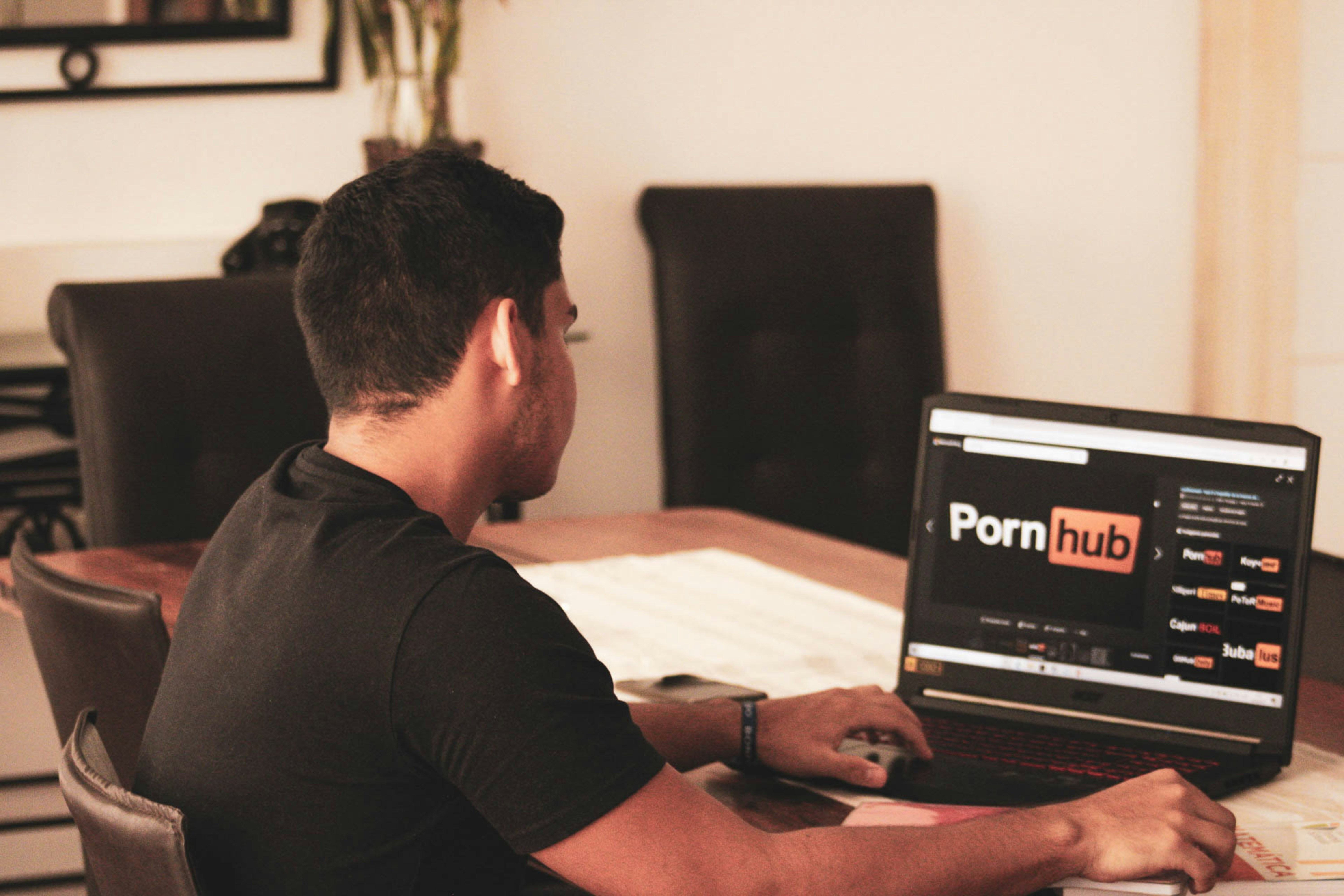 Dni pornografia