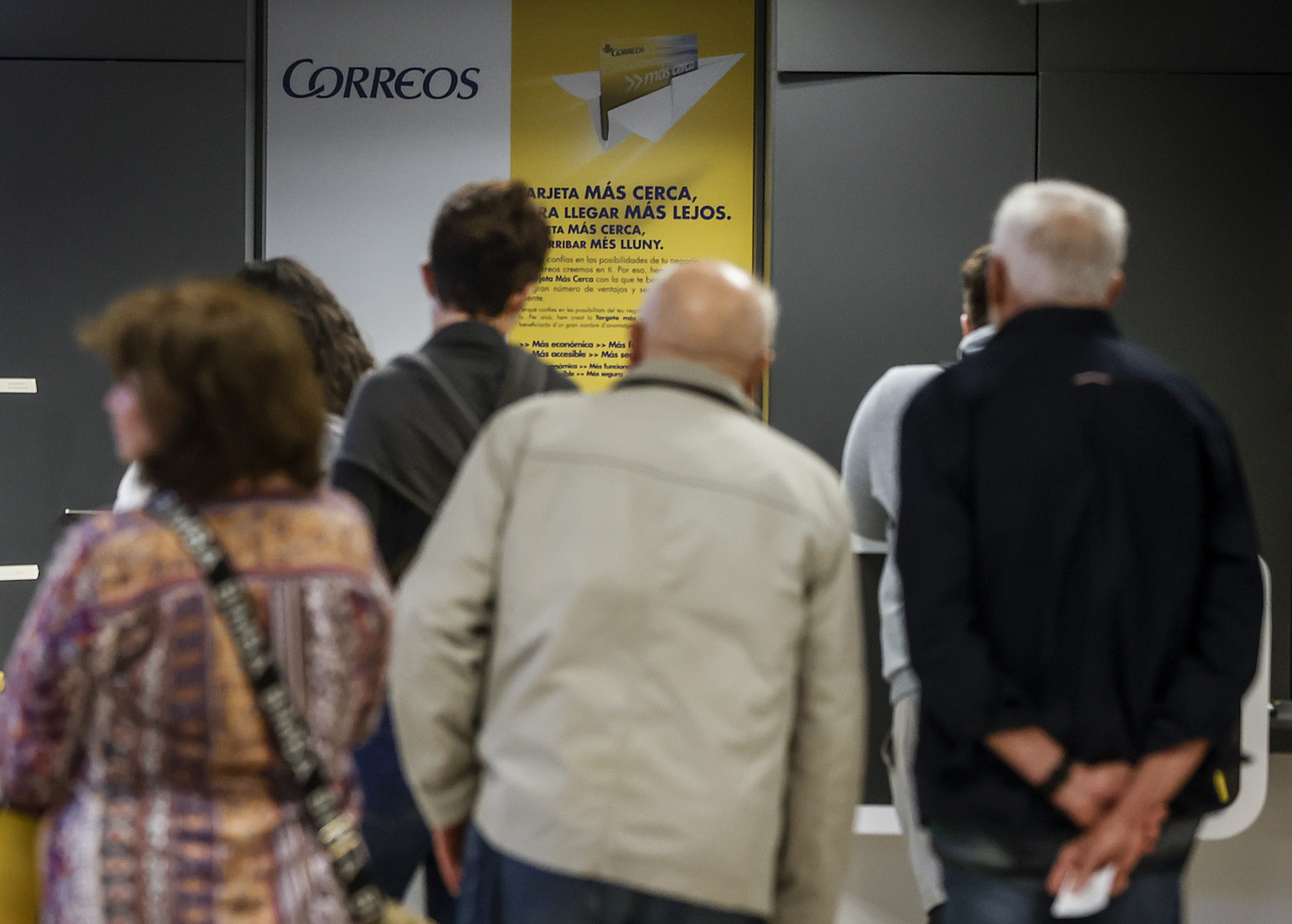 Las peticiones de voto por correo para el 9-J hacen prever un descenso de la participación en Catalunya