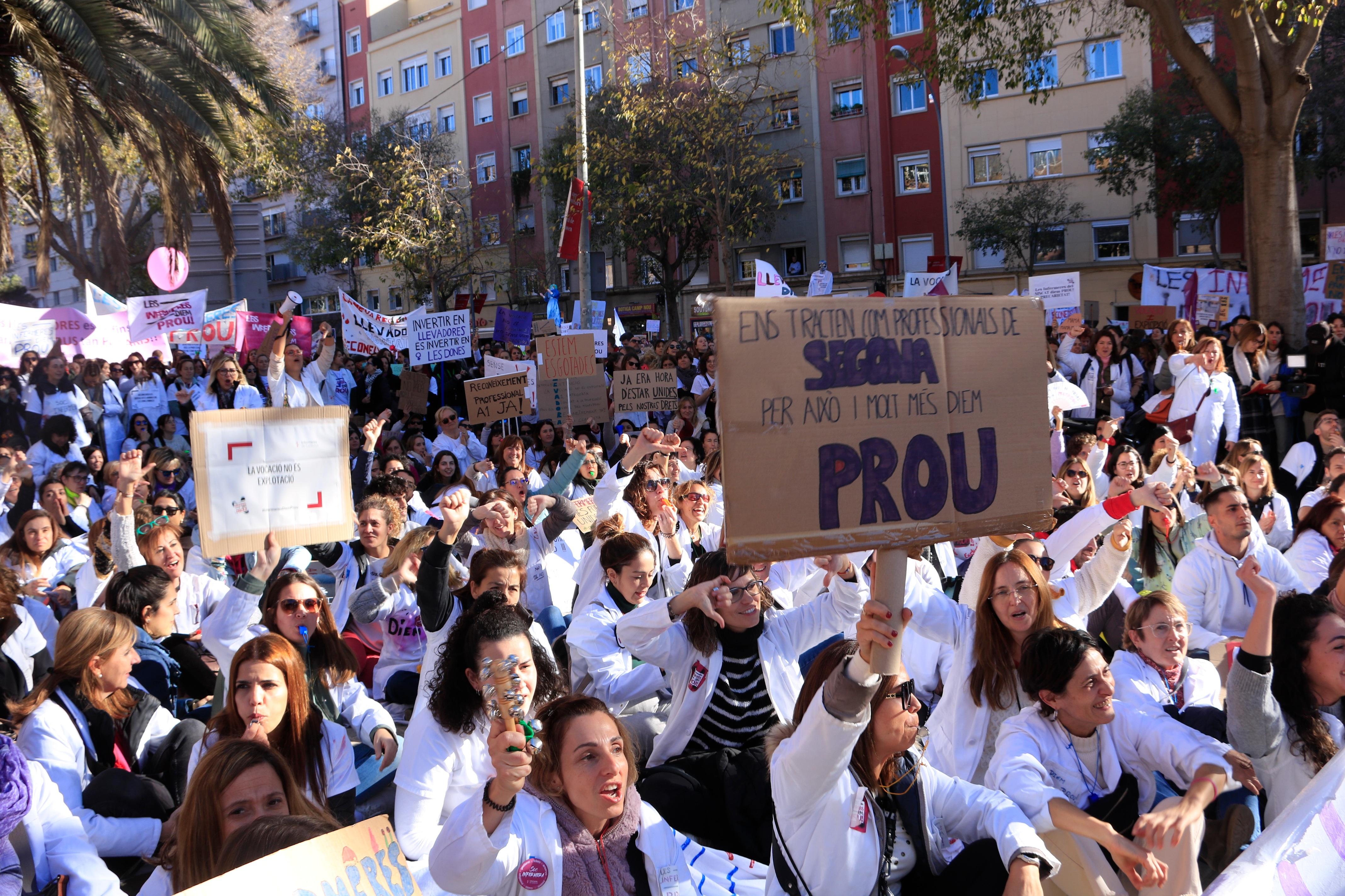 Infermeres de Catalunya acusa el conseller de "maquillar deliberadament" les xifres dels salaris