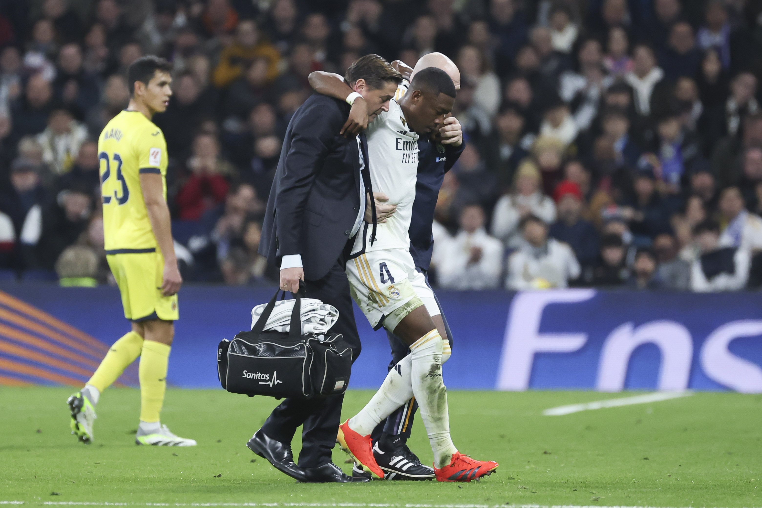 Florentino Pérez activa 2 noms al mercat per substituir David Alaba