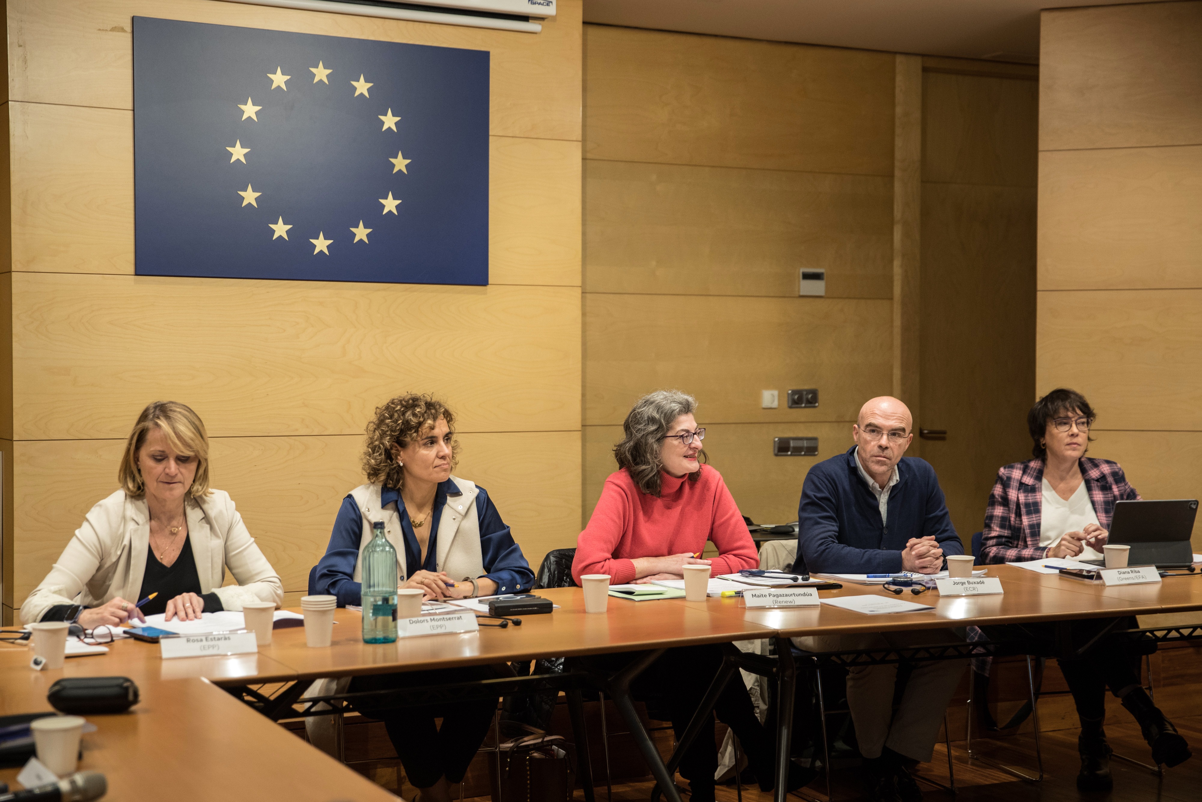Primer día de la misión de eurodiputados sobre el catalán: "Venían con las conclusiones hechas"