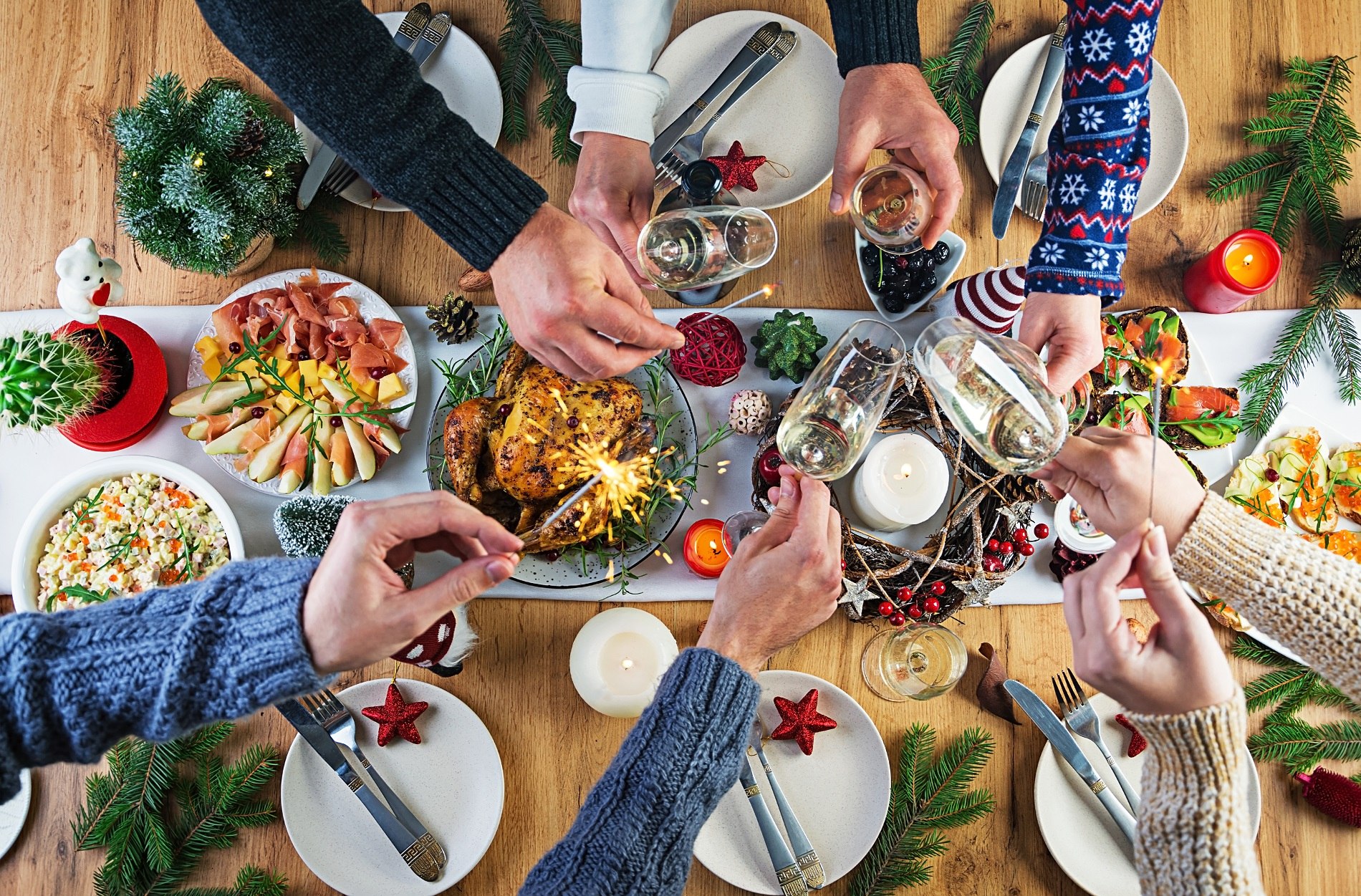 Los 7 trucos para no empacharte durante las comidas de Navidad