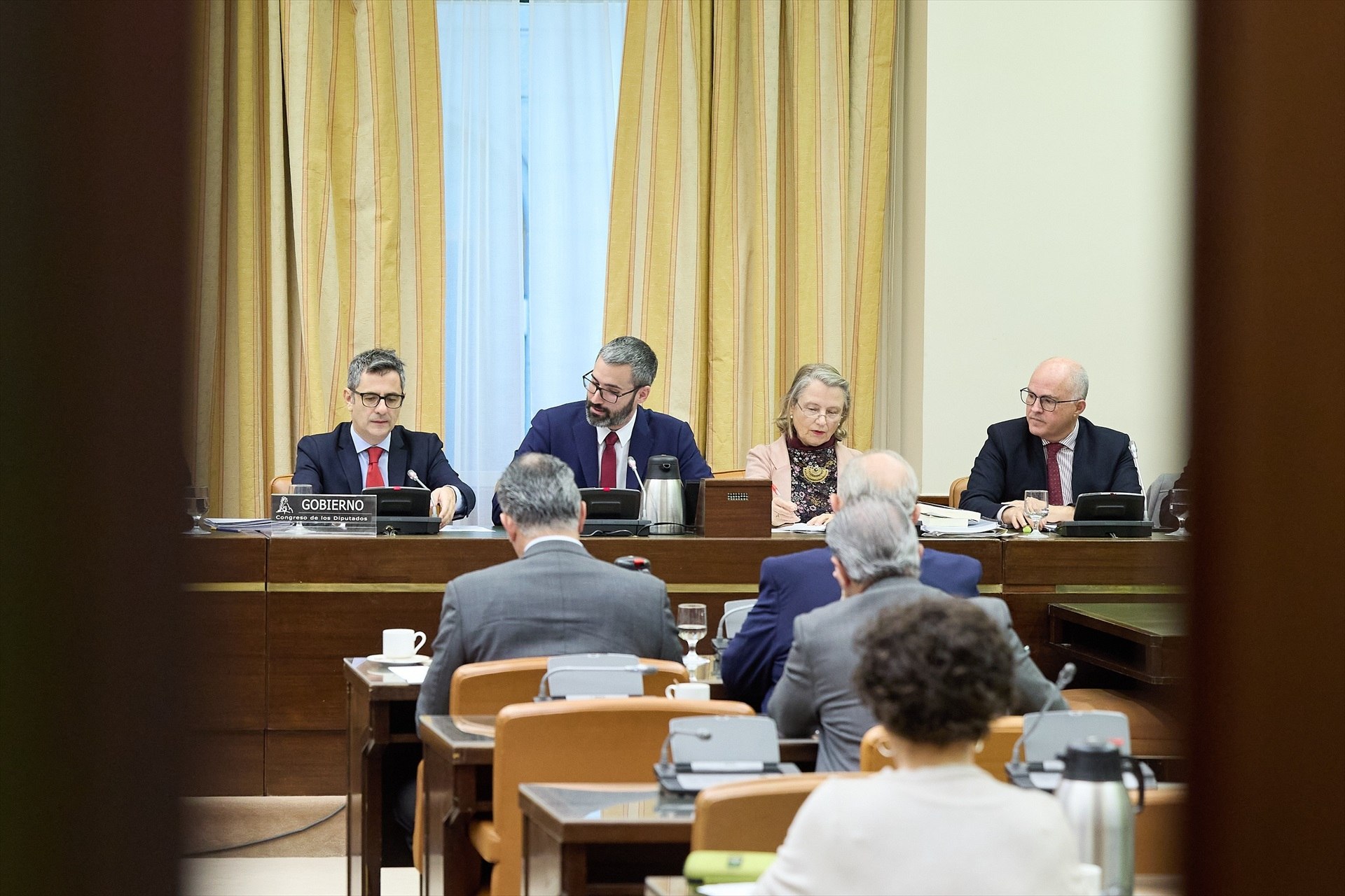 Indignación de PP y Vox en la primera comisión del Congreso en la que se habla catalán