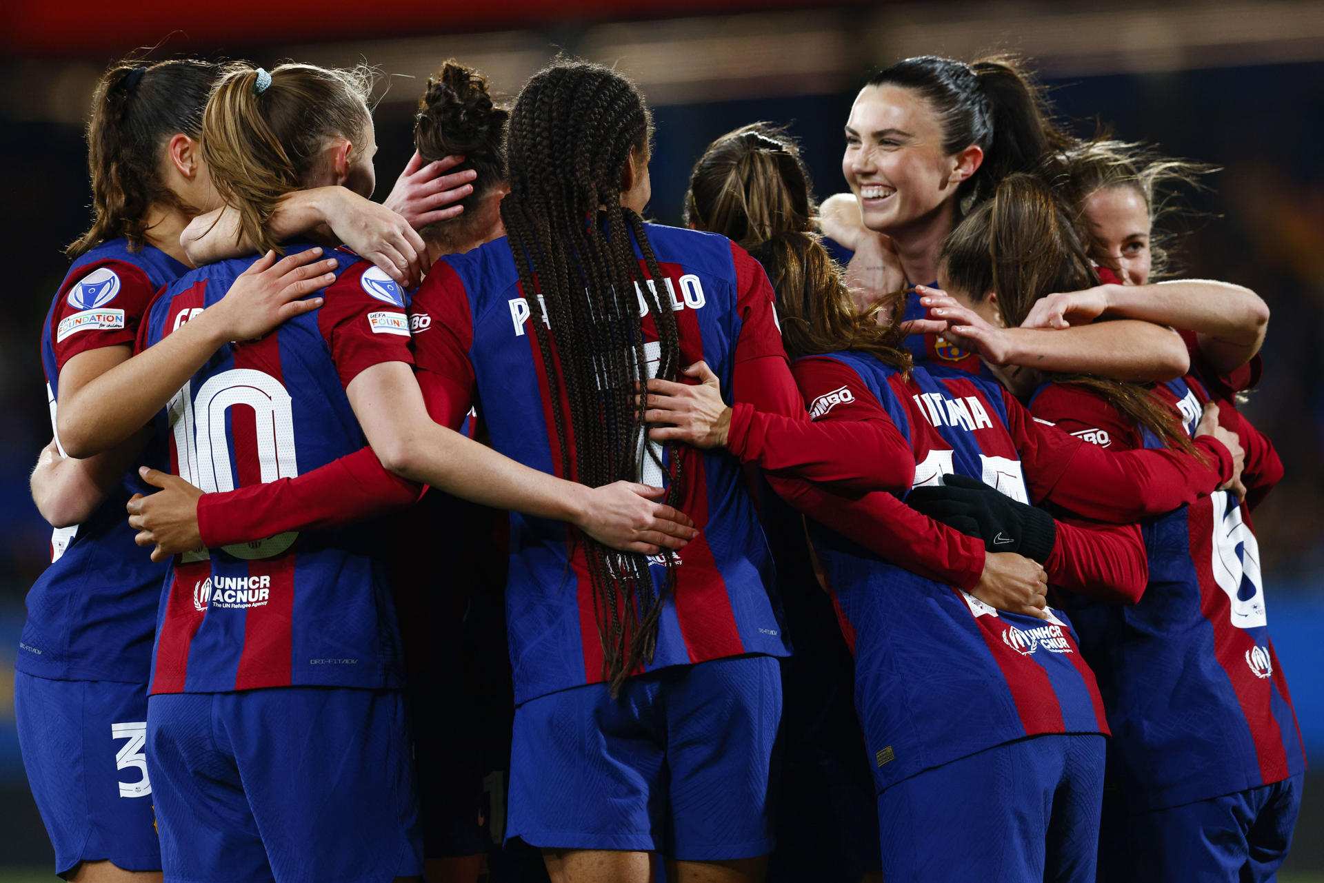 El Barça esclafa el Rosengard i es classifica per als quarts de la Champions femenina (7-0)