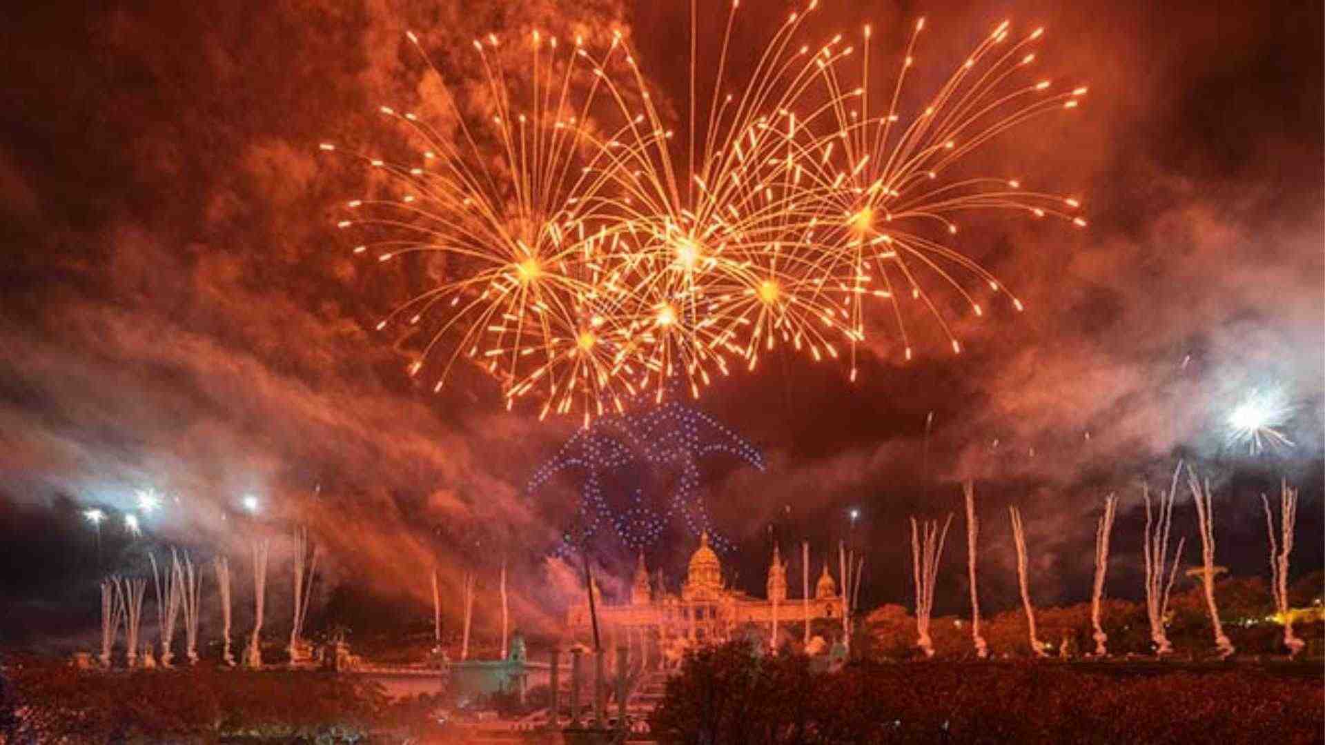 Fin de Año en Barcelona: un espectáculo de drones y fuegos artificiales dará la bienvenida al 2024