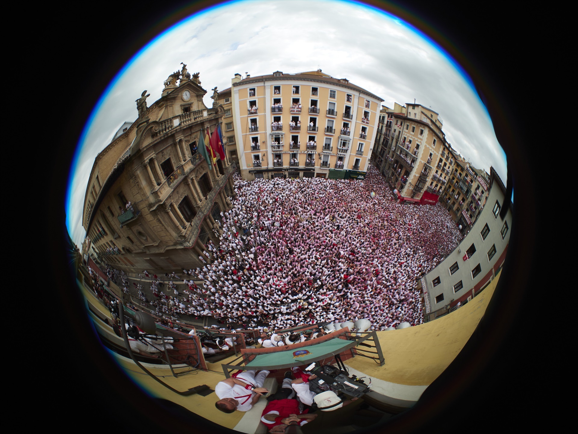 Portadas: La traición se consuma hoy en Pamplona