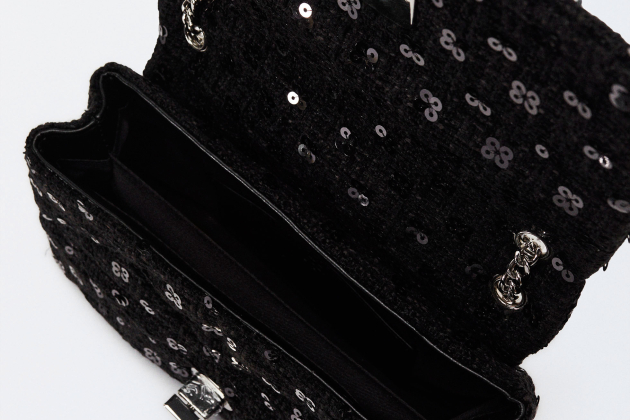 Bossa d'espatlla amb lluentons Bossa d'espatlla amb lluentons